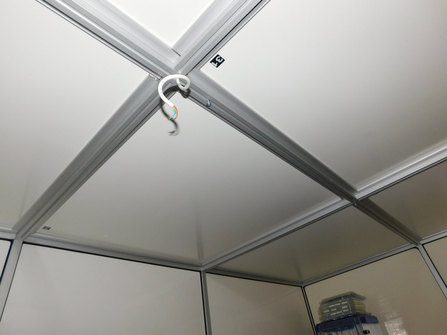 Image of Monmouth Scientific Clean Room 3 x 4m
