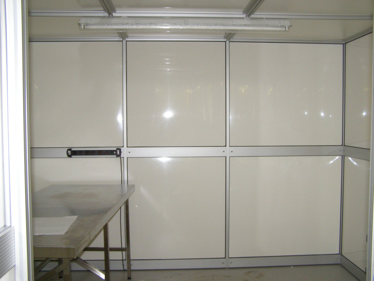 Image of Monmouth Scientific Clean Room 3 x 4m