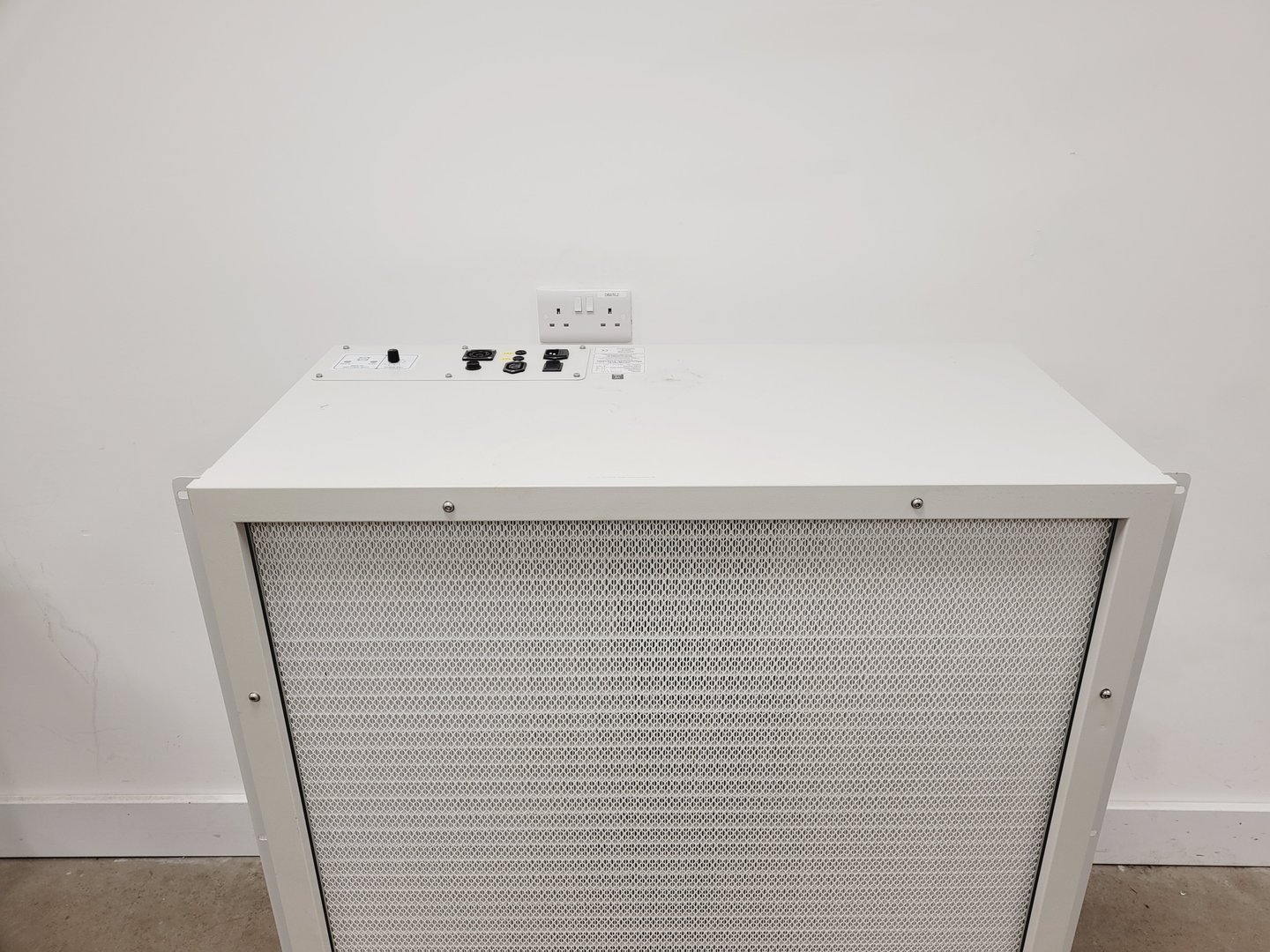 Image of Monmouth Scientific Clean Room 3 x 4m