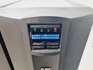 Thumbnail image of 4 x APC Smart-UPS Line Interactive 2200VA Tower 230V Lab