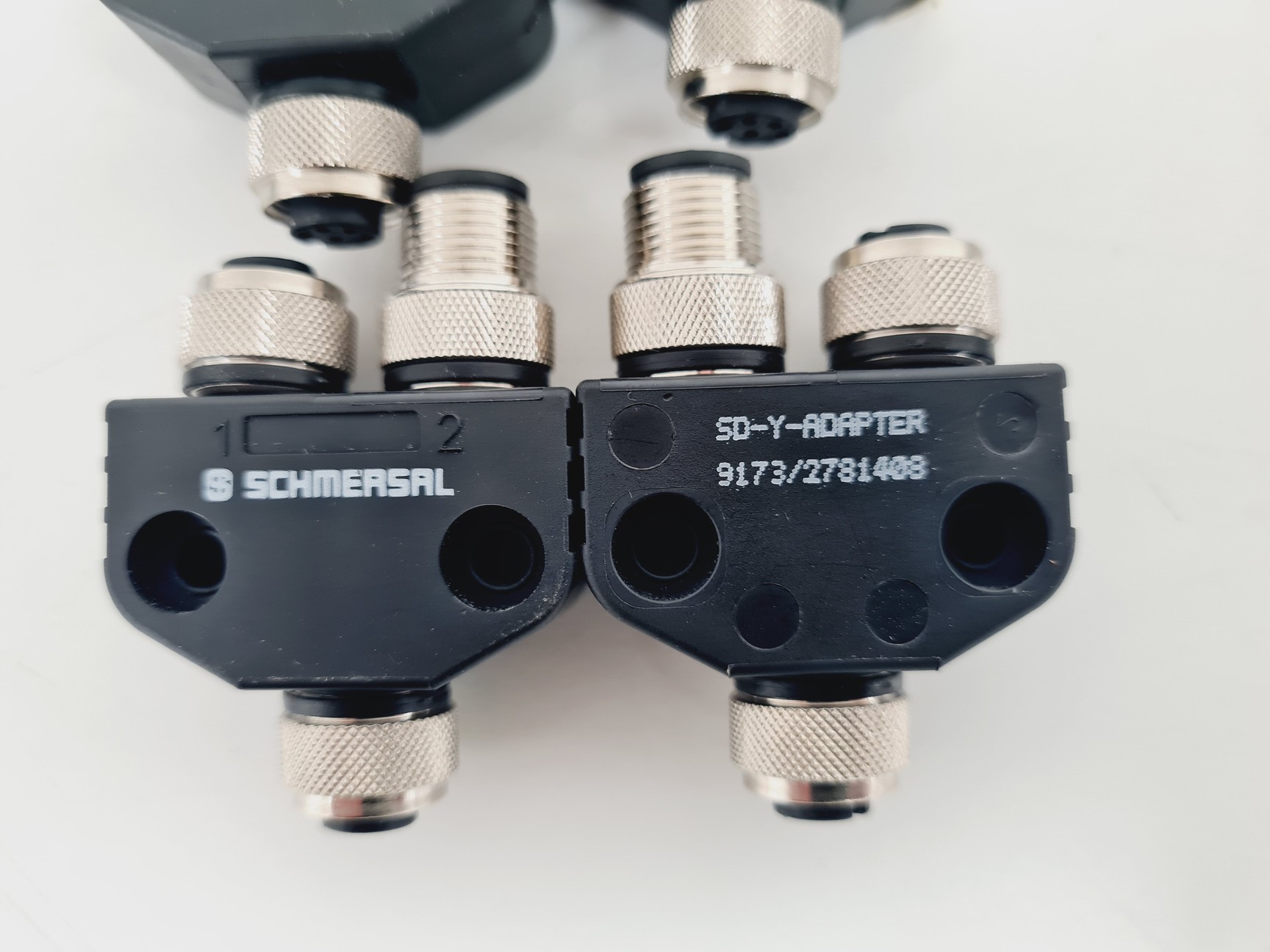Image of 12 x Schmersal Non-Contact Safety Switch w/ Cables & SD-Y Adapters Lab