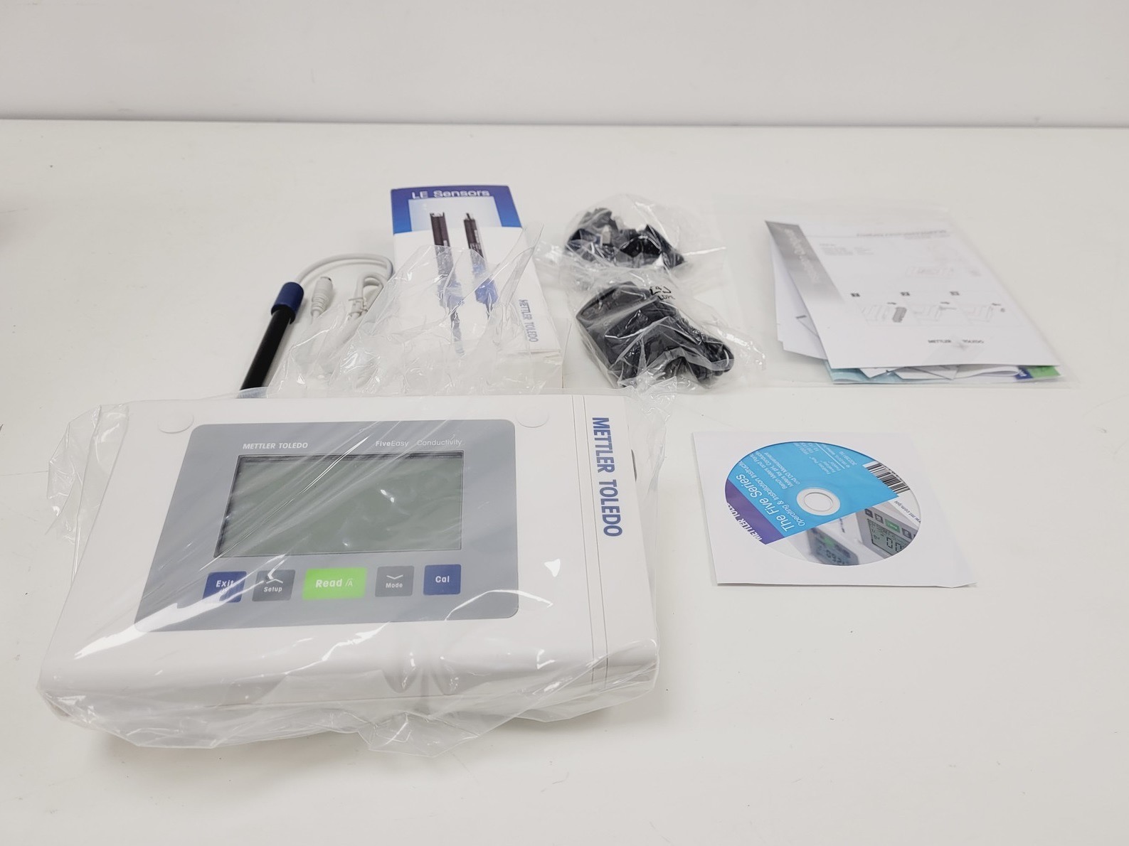 Image of Mettler Toledo FiveEasy F30 Conductivity Meter Lab