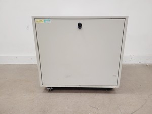 Thumbnail image of PEAK Scientific Genius 1053 Nitrogen Generator Lab