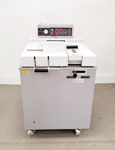 Thumbnail image of Boxer 300/75L Top Loading Floor Standing Autoclave Lab