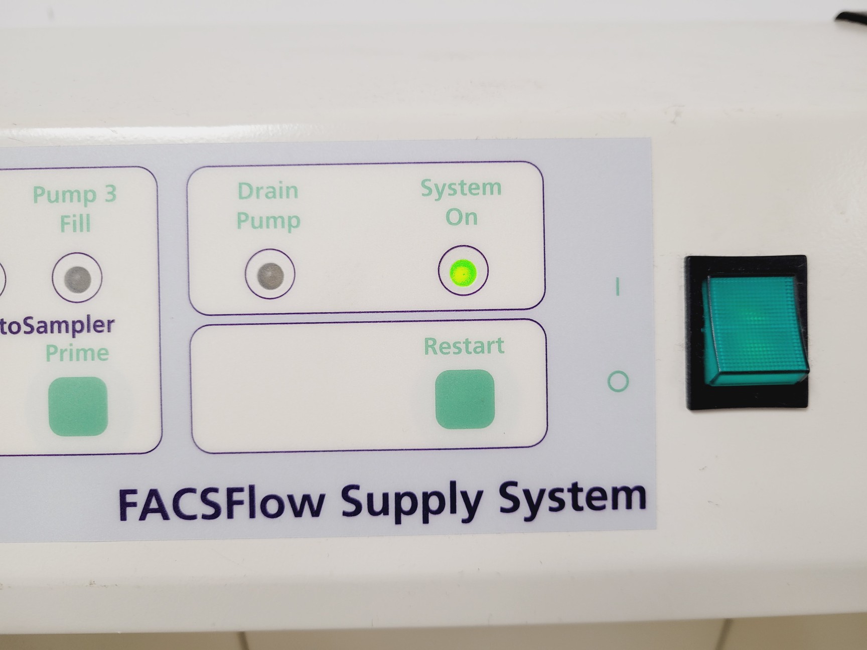 Image of Becton Dickinson BD LSR II Flow Cytometer w/FACSFlow Supply System Lab