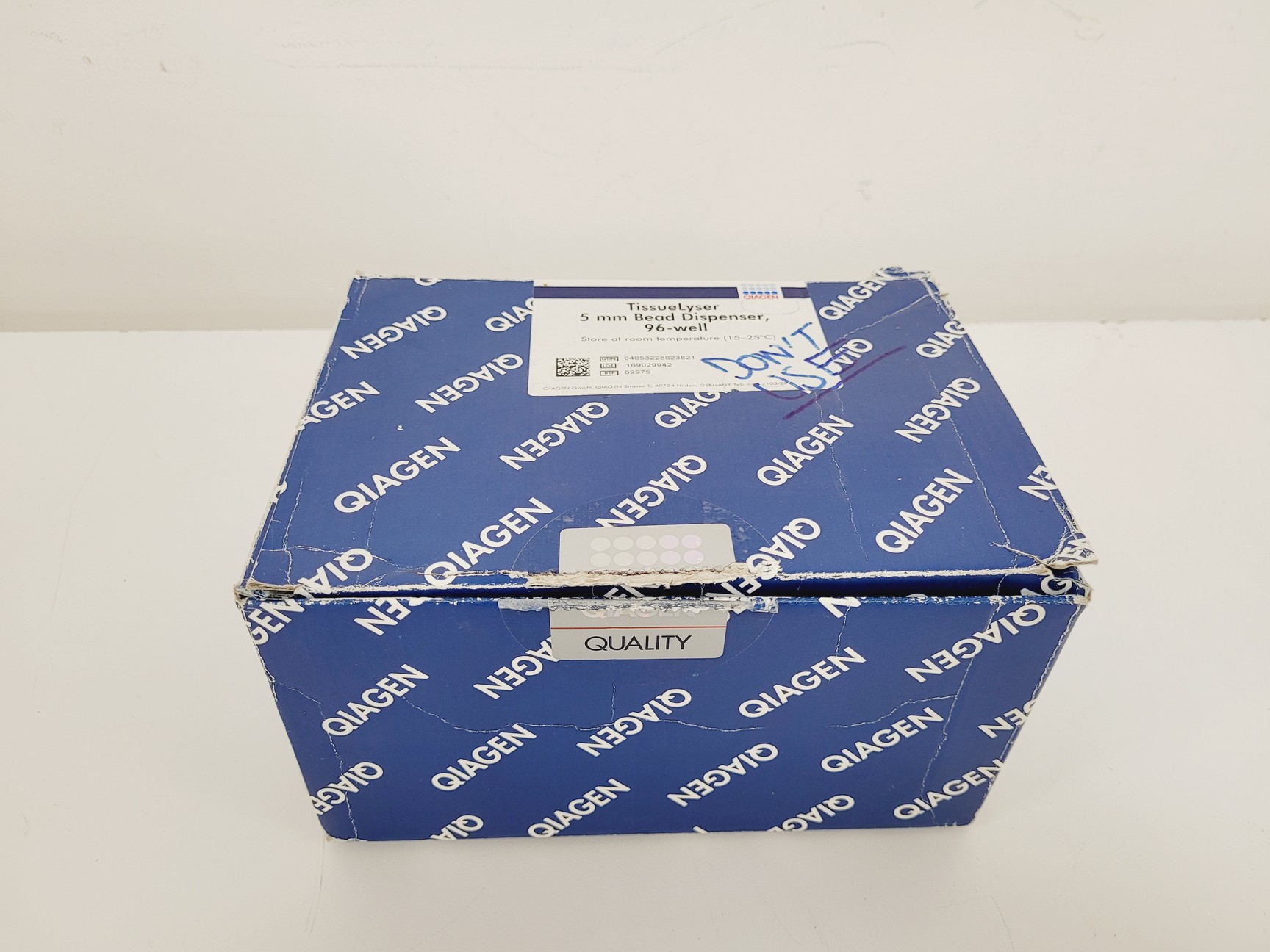 Image of Qiagen Tissuelyser 5mm Bead Dispenser 96 Well lab