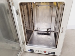 Thumbnail image of Sanyo CO2 Incubator Model MCO-18AIC Lab