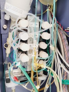 Thumbnail image of BD FACSCanto Flow Cytometer System w/ Fluidics Carts, PC & Software Lab