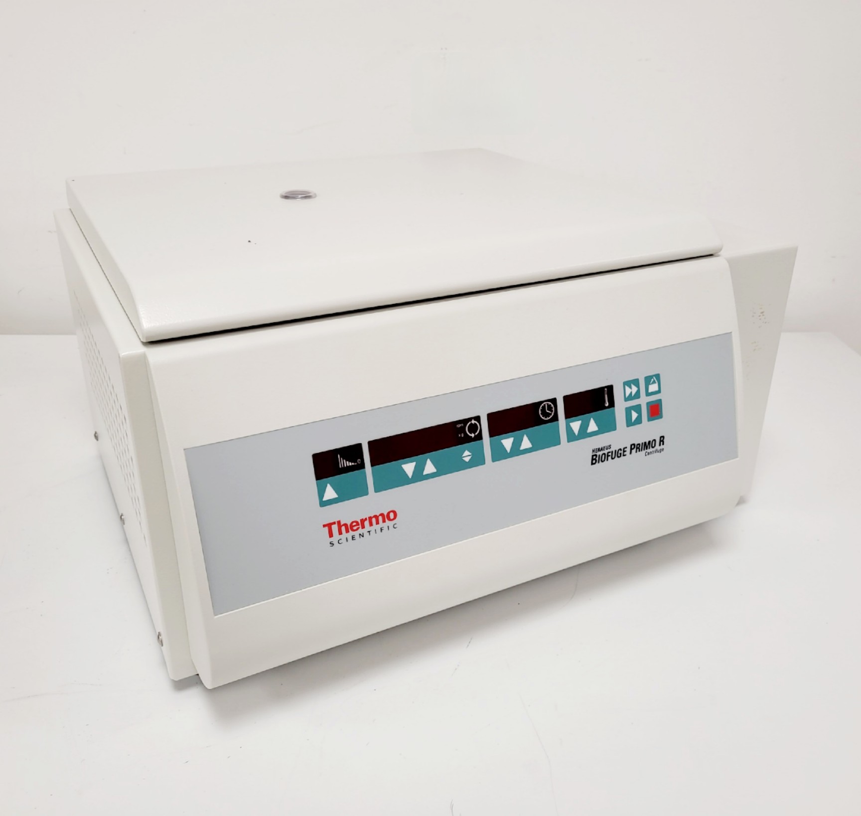 Image of Thermo Scientific Model Heraeus Biofuge Primo R Centrifuge Lab