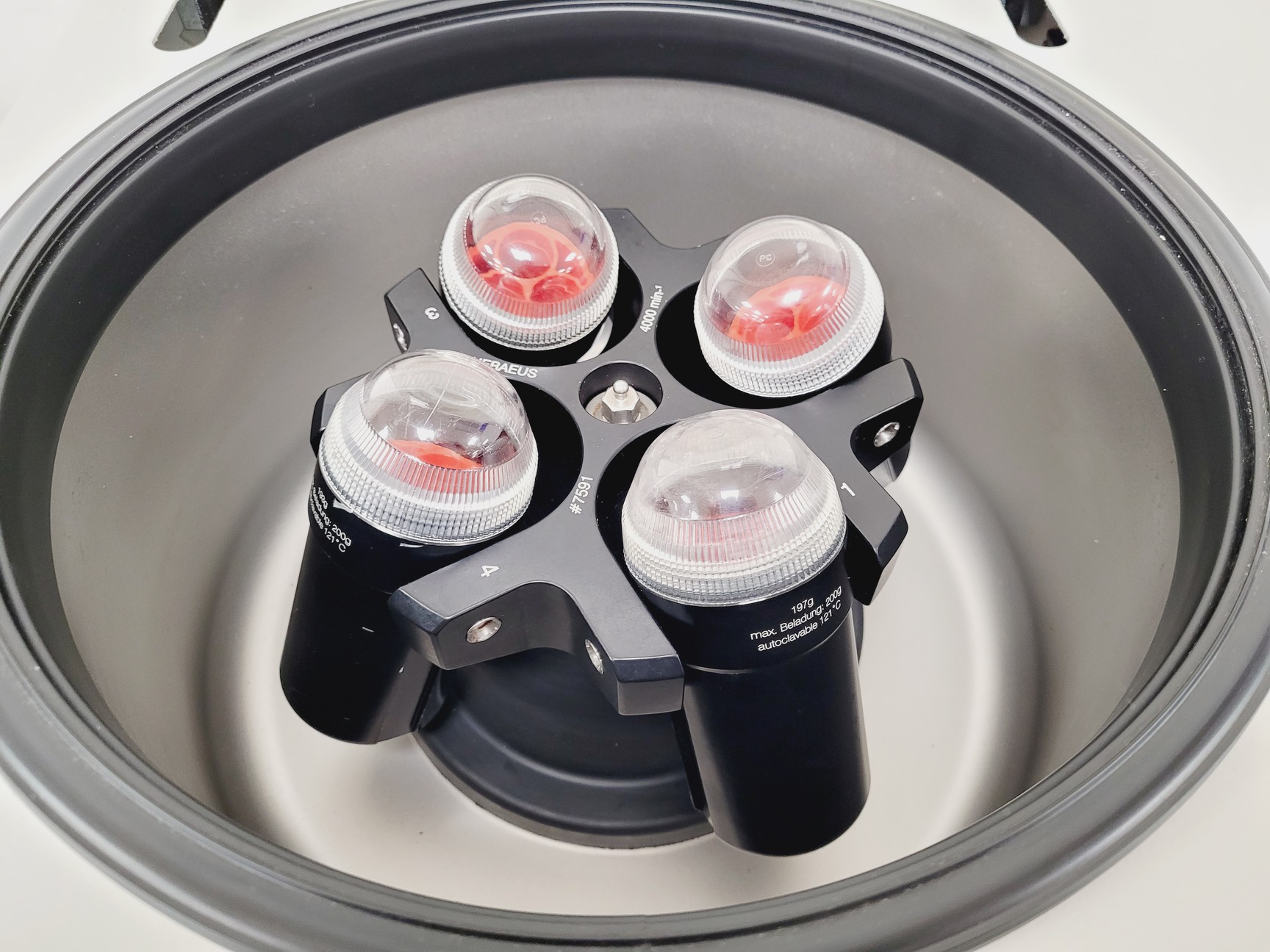 Image of Thermo Scientific Model Heraeus Biofuge Primo R Centrifuge Lab