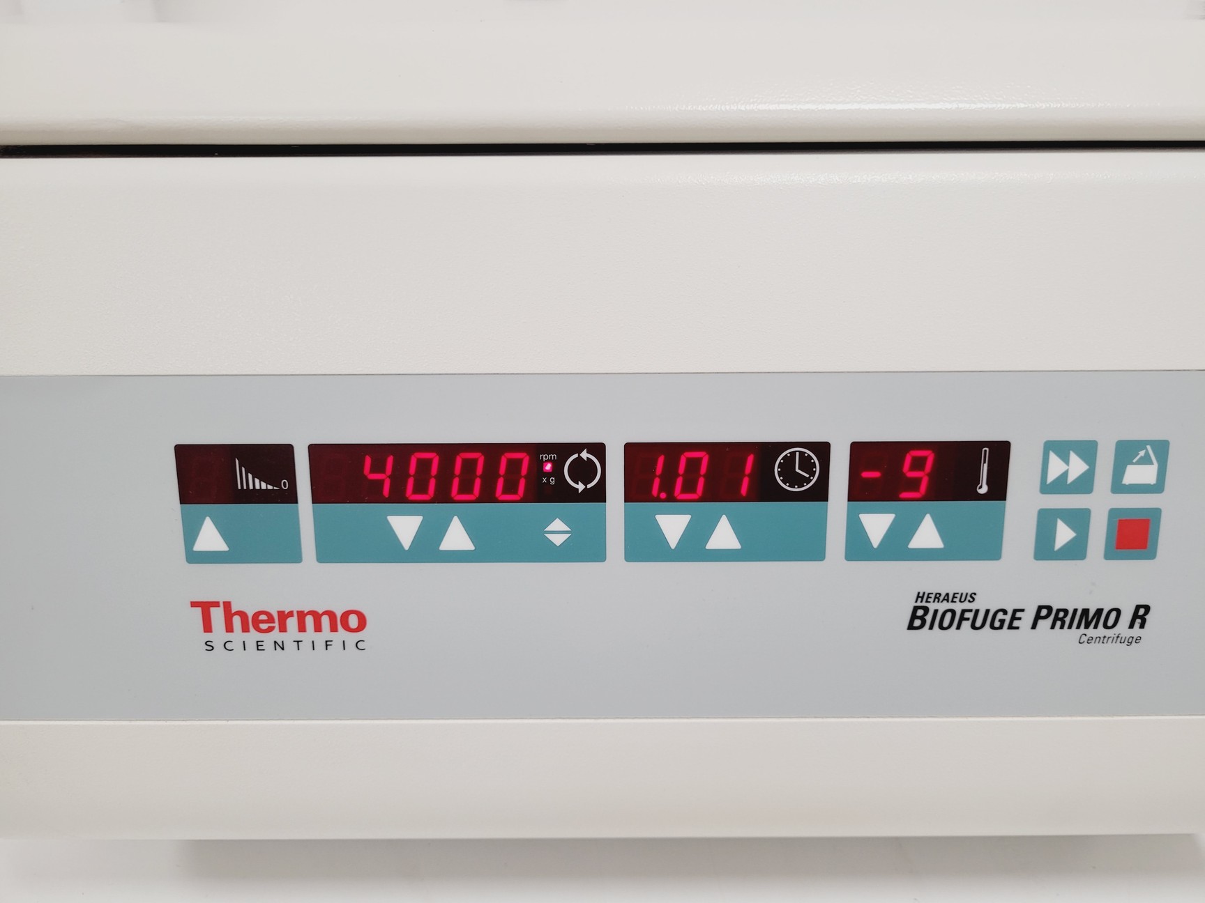 Image of Thermo Scientific Heraeus Biofuge Primo R Centrifuge Lab