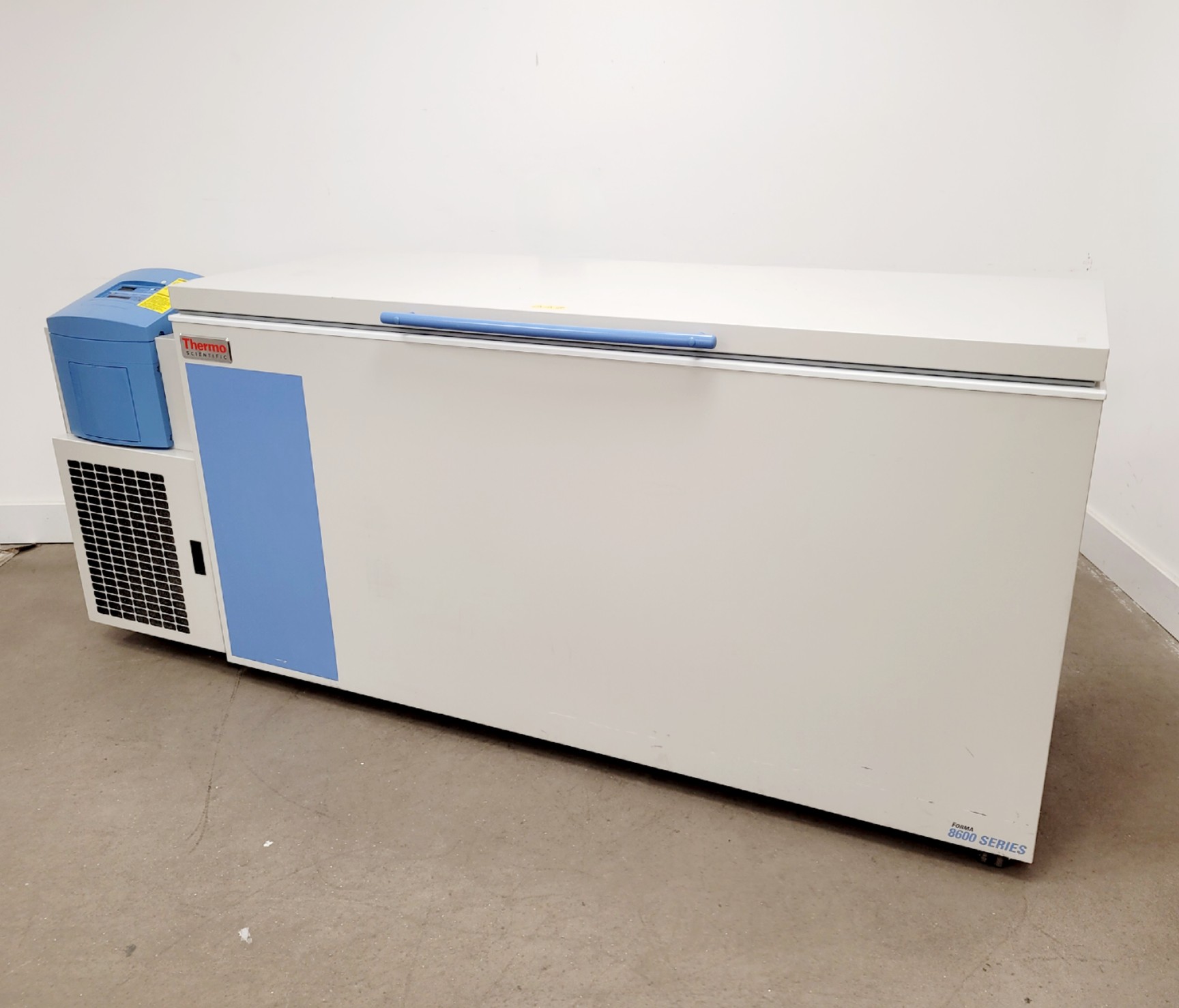 Image of Thermo Scientific Forma - 8600 Series 820CV Ultra-Low Temperature Chest Freezer 