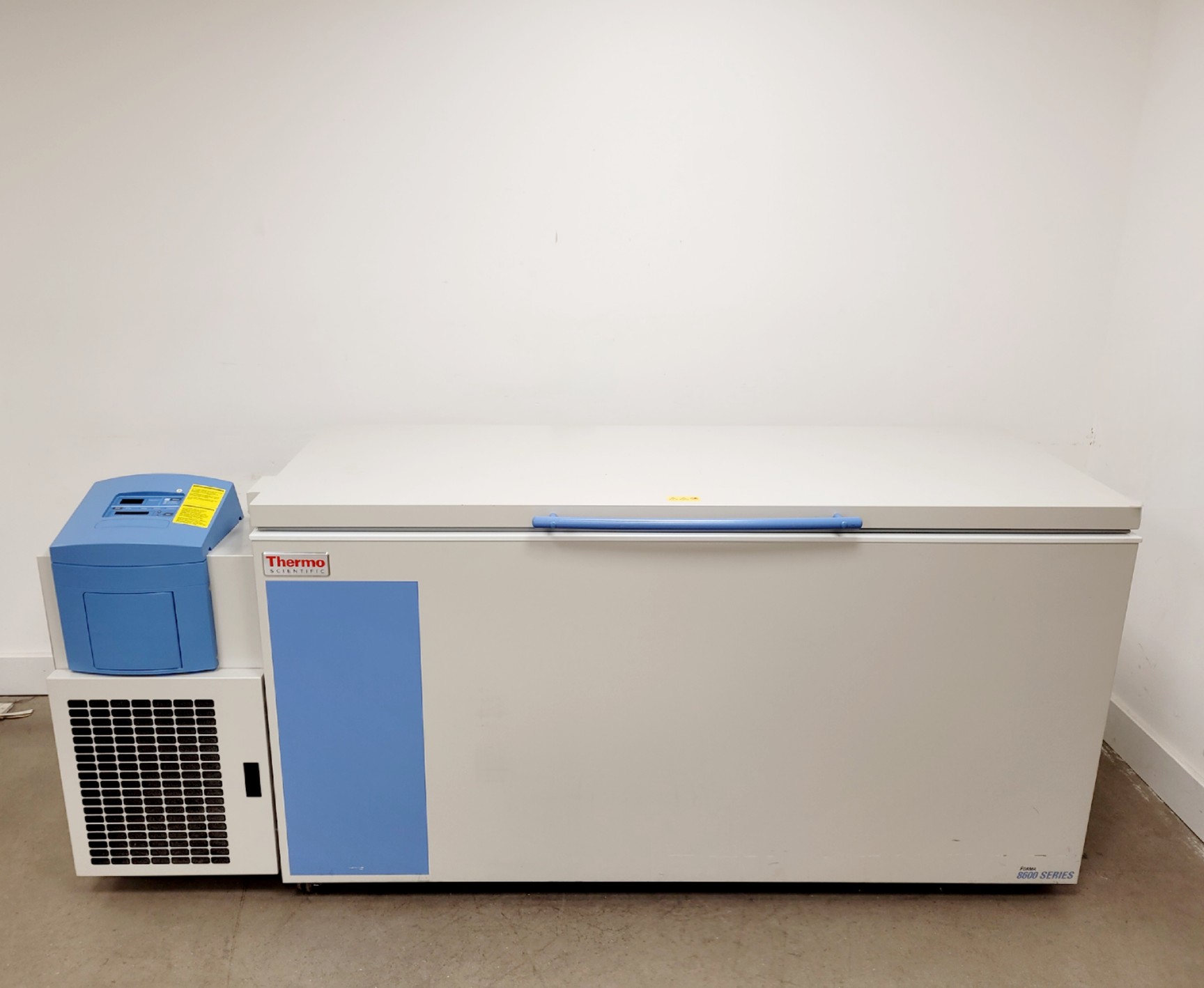 Image of Thermo Scientific Forma - 8600 Series 820CV Ultra-Low Temperature Chest Freezer 