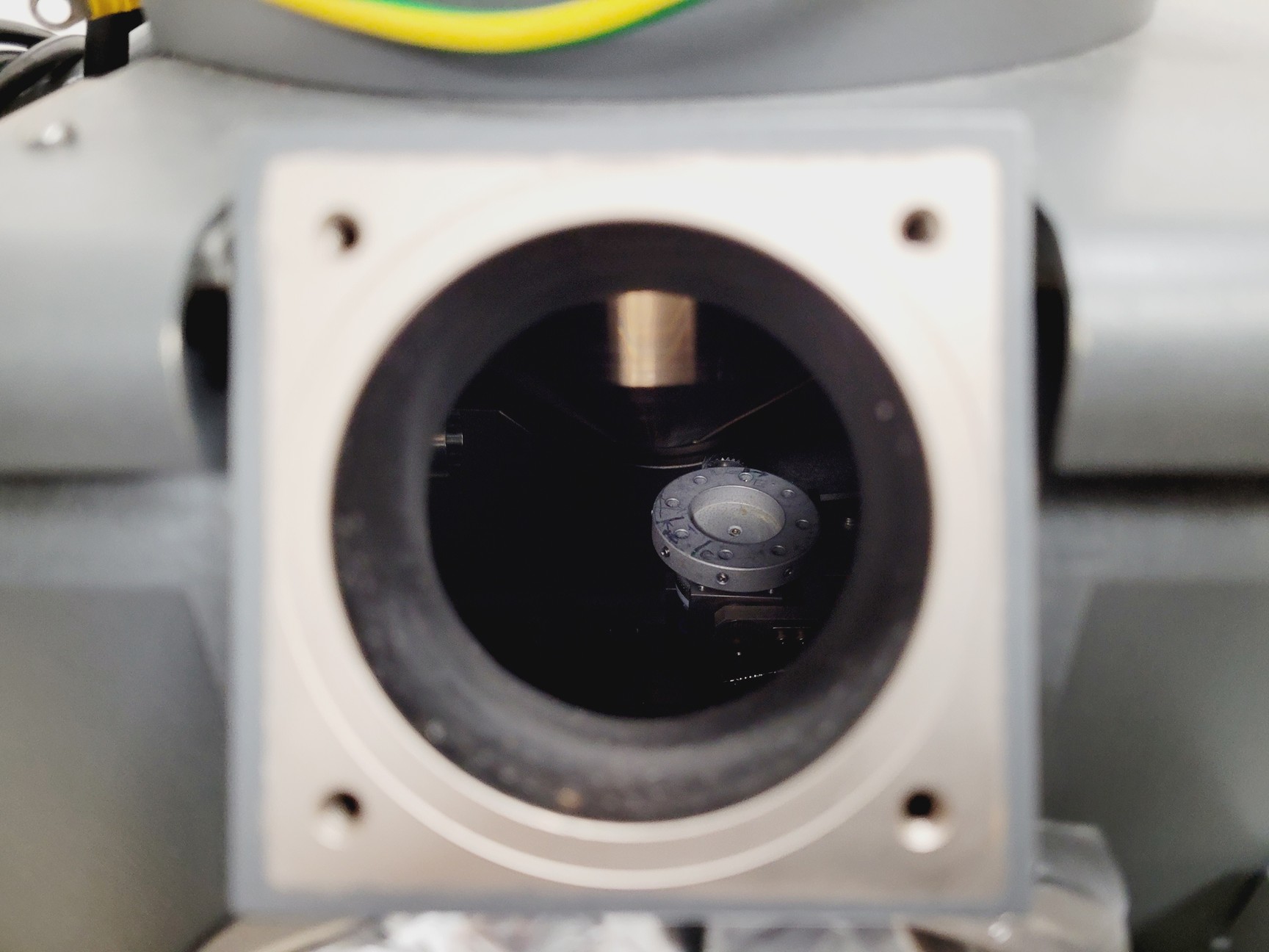 Image of Cambridge Instruments Stereoscan 360 SEM Microscope System 