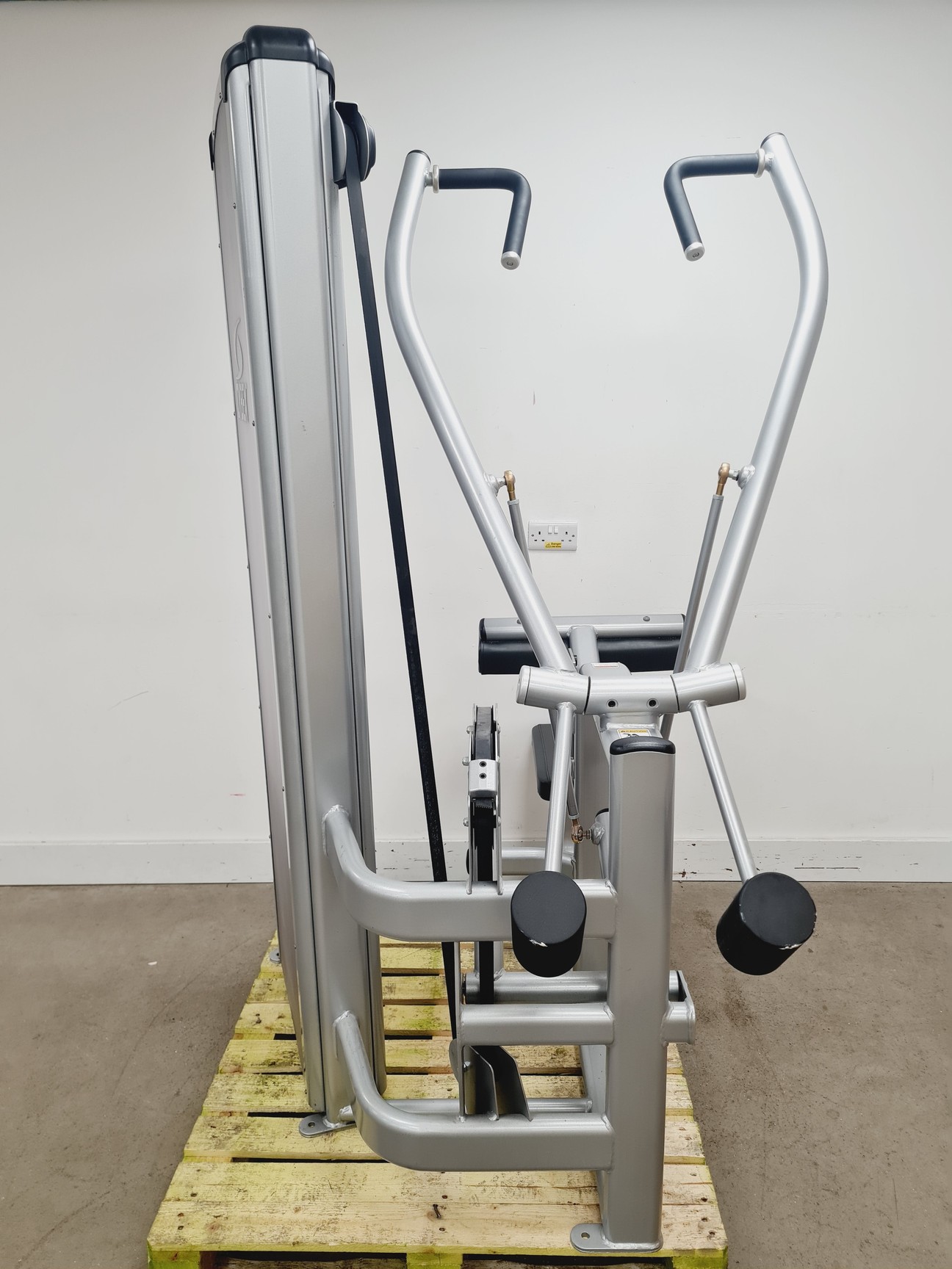 Image of Cybex VR3 Pulldown Model 12020-90