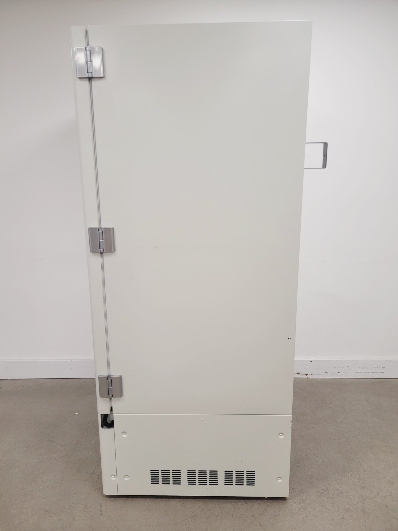 Image of Sanyo -86 ULT Freezer - Model - MDF-U74V Lab