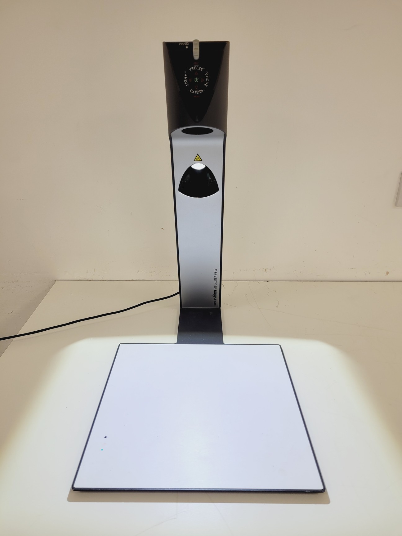 Image of 13 x WolfVision V7-3 Overhead Projectors