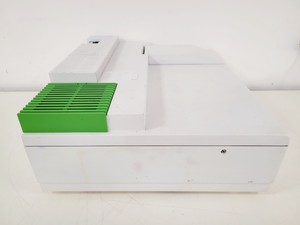 Thumbnail image of Perkin Elmer Lambda 25 UV/VIS Spectrophotometer Lab