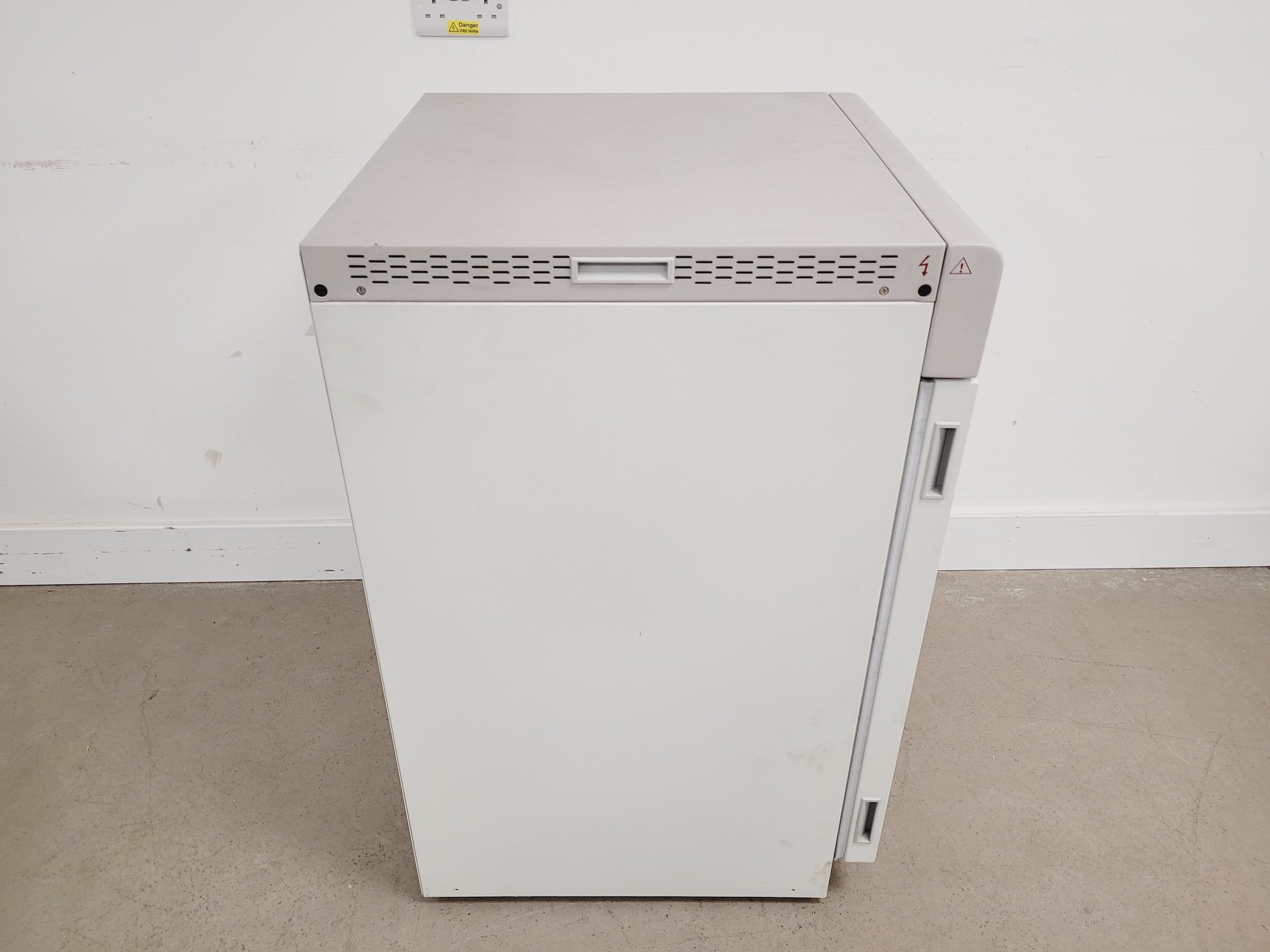 Image of Nuaire IR Direct Heat Incubator Model-NU-5510E Lab Spares/Repairs
