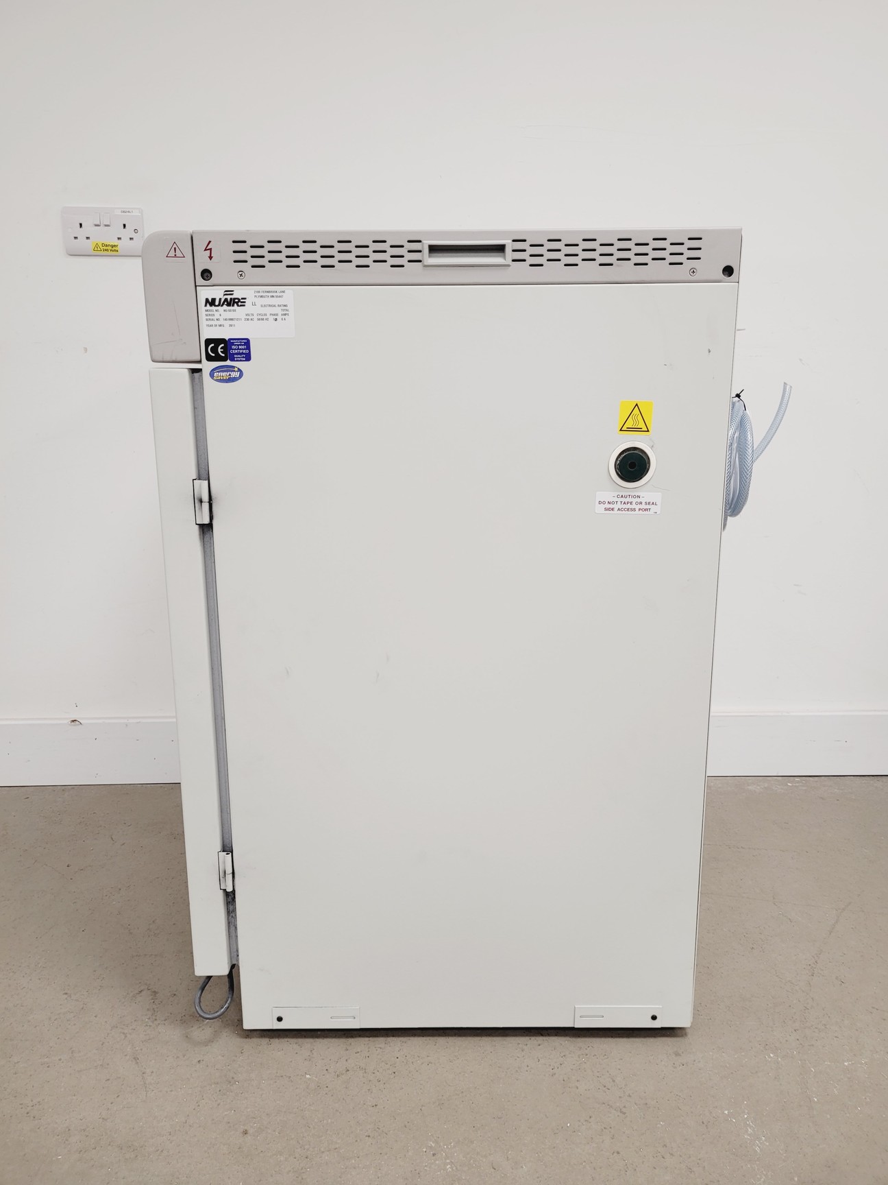Image of Nuaire IR Direct Heat Incubator Model No. NU-5510E Lab