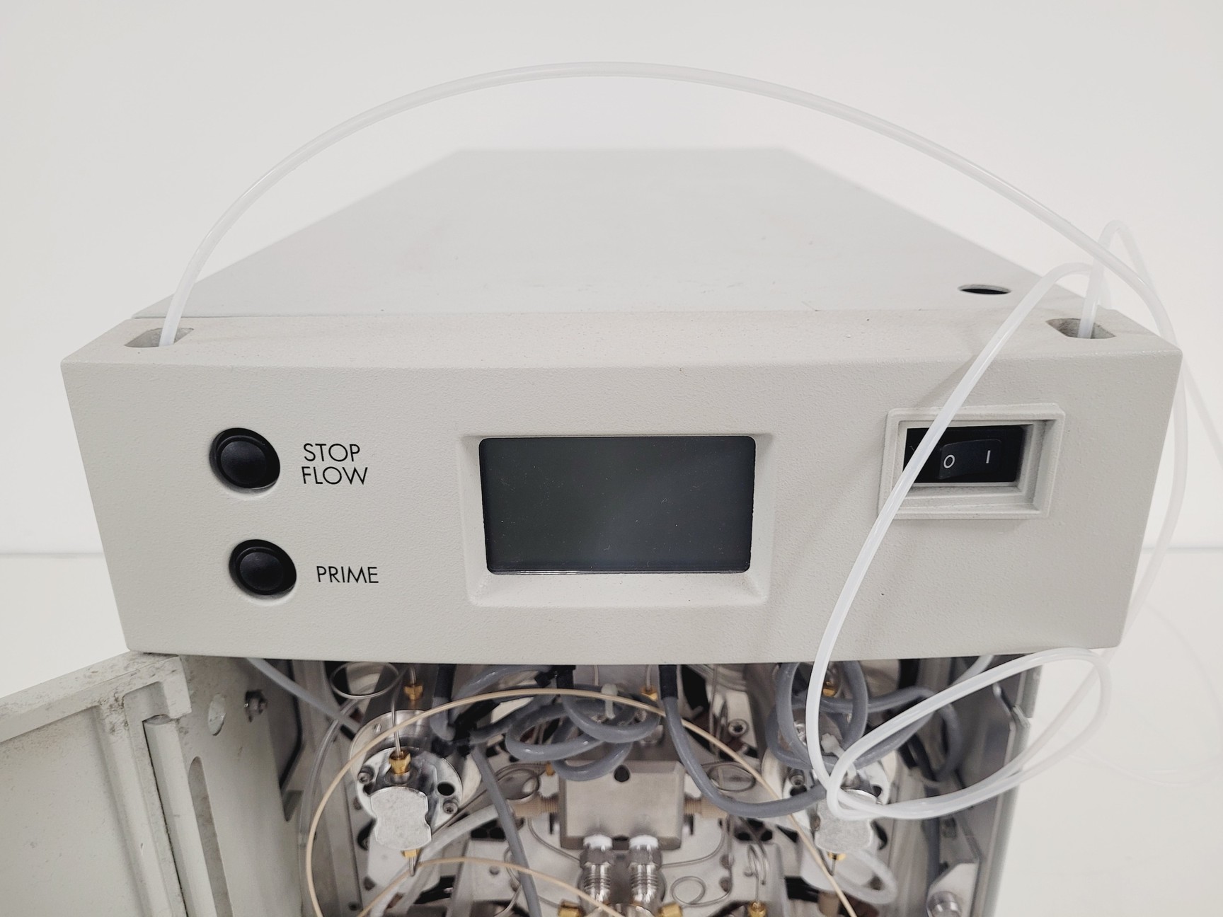 Image of Waters HPLC System - 2545 Binary, 515 Pump, 2998 Photodiode Array, SFO Lab