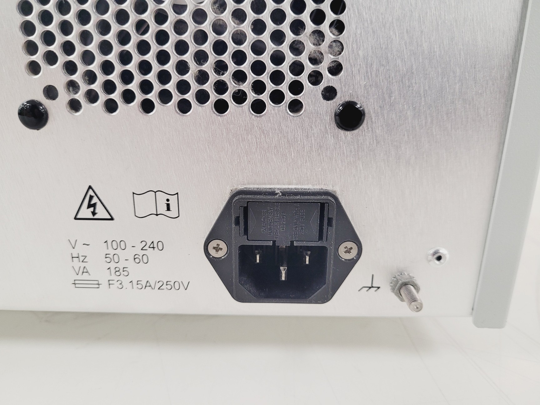 Image of Waters HPLC System - 2545 Binary, 515 Pump, 2998 Photodiode Array, SFO Lab