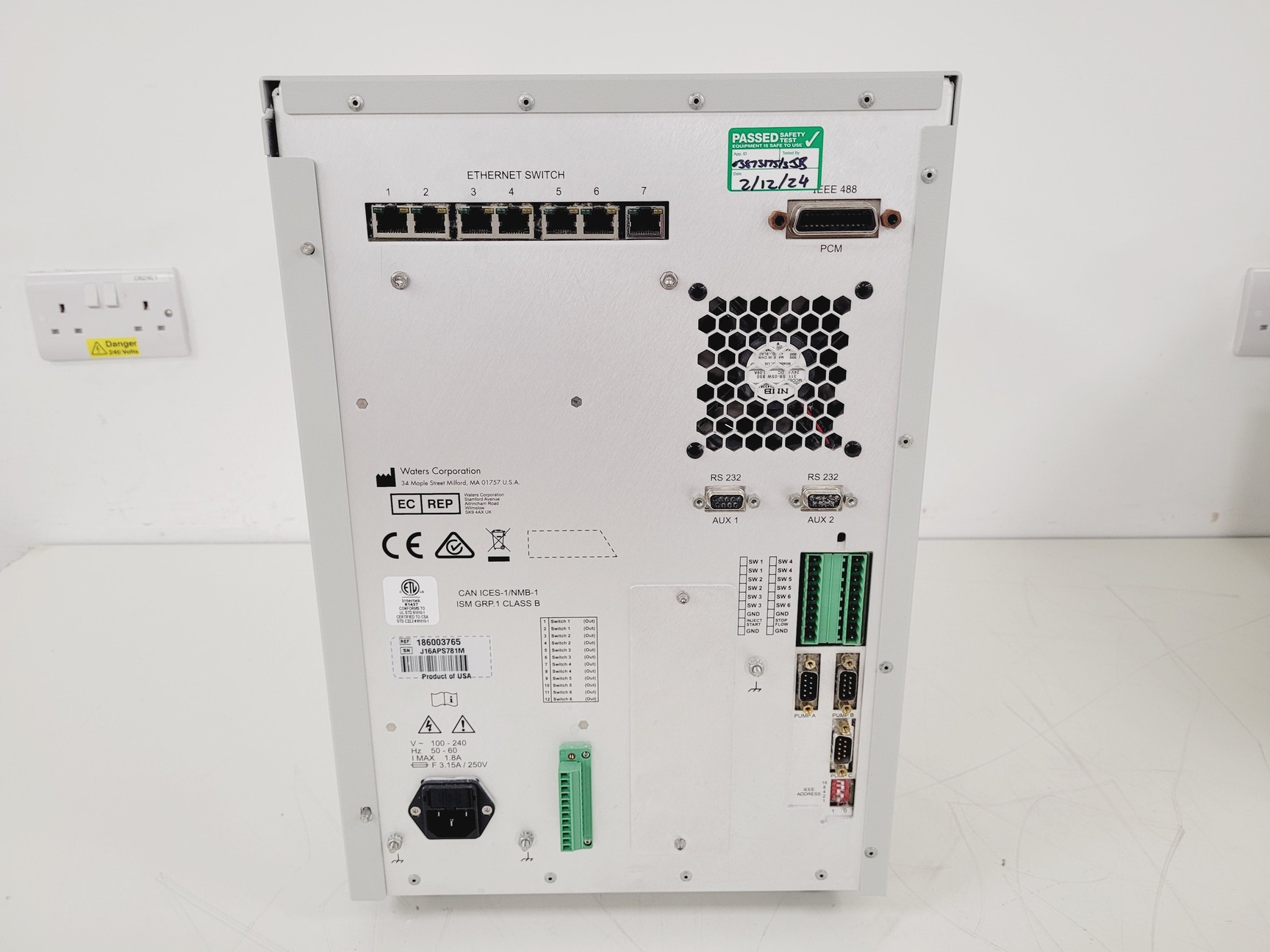 Image of Waters HPLC System - 2545 Binary, 515 Pump, 2998 Photodiode Array, SFO Lab