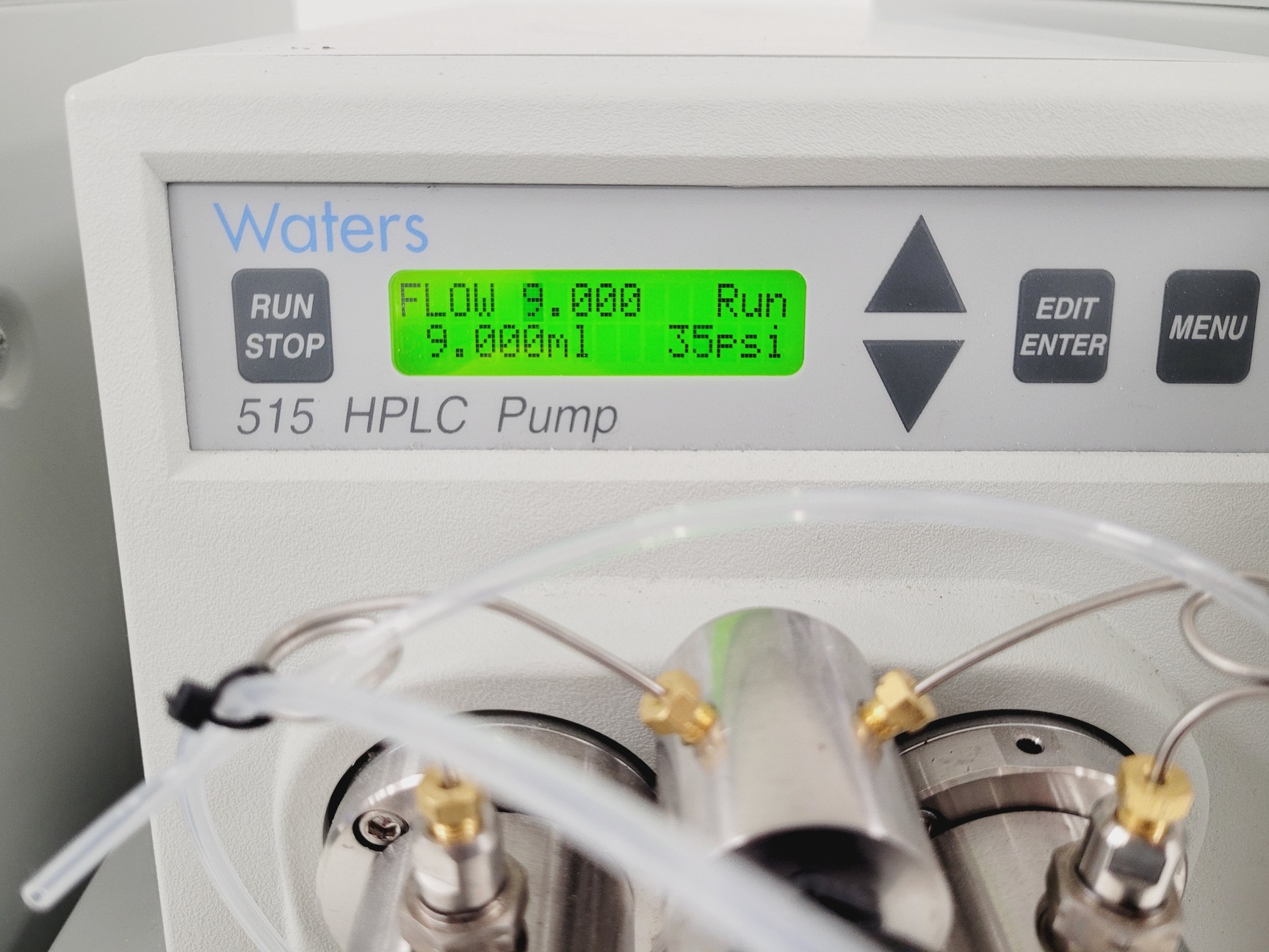 Image of Waters HPLC System - 2545 Binary, 515 Pump, 2998 Photodiode Array, SFO Lab