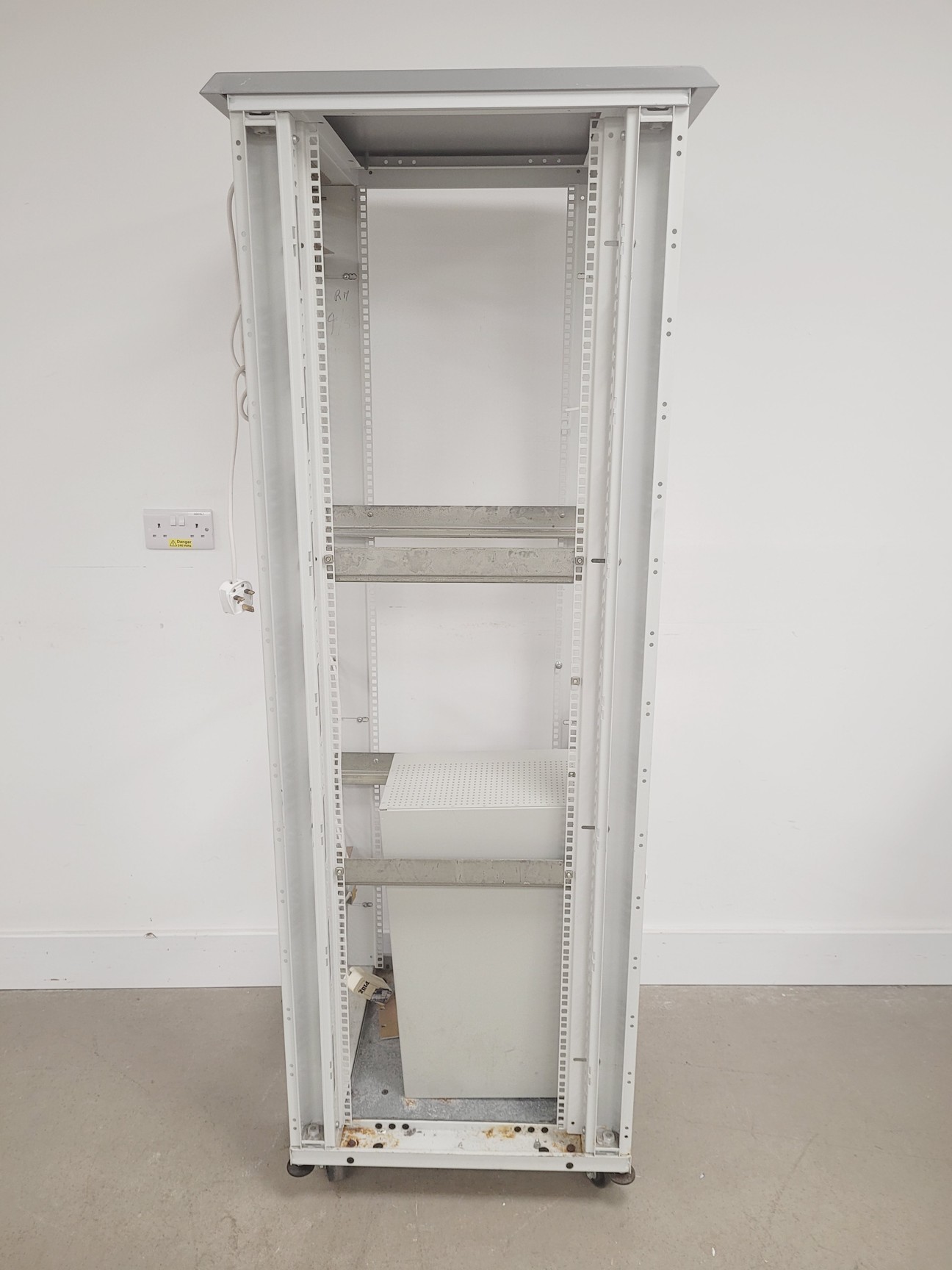 Image of 2 x Data Cabinet Rackmount Frame Units 