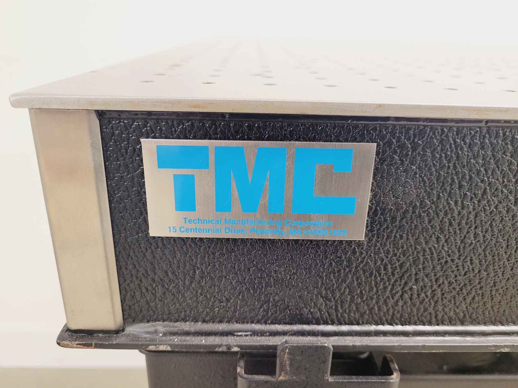 Image of TMC Optics Table Model-63-530 Vibration Isolation Table 