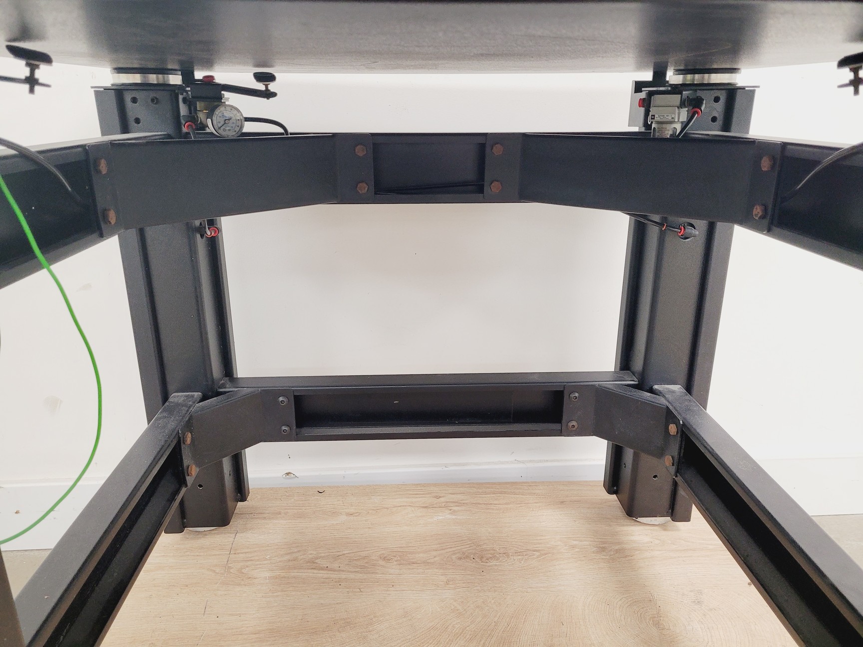 Image of TMC Optics Table Model-63-530 Isolation Table 