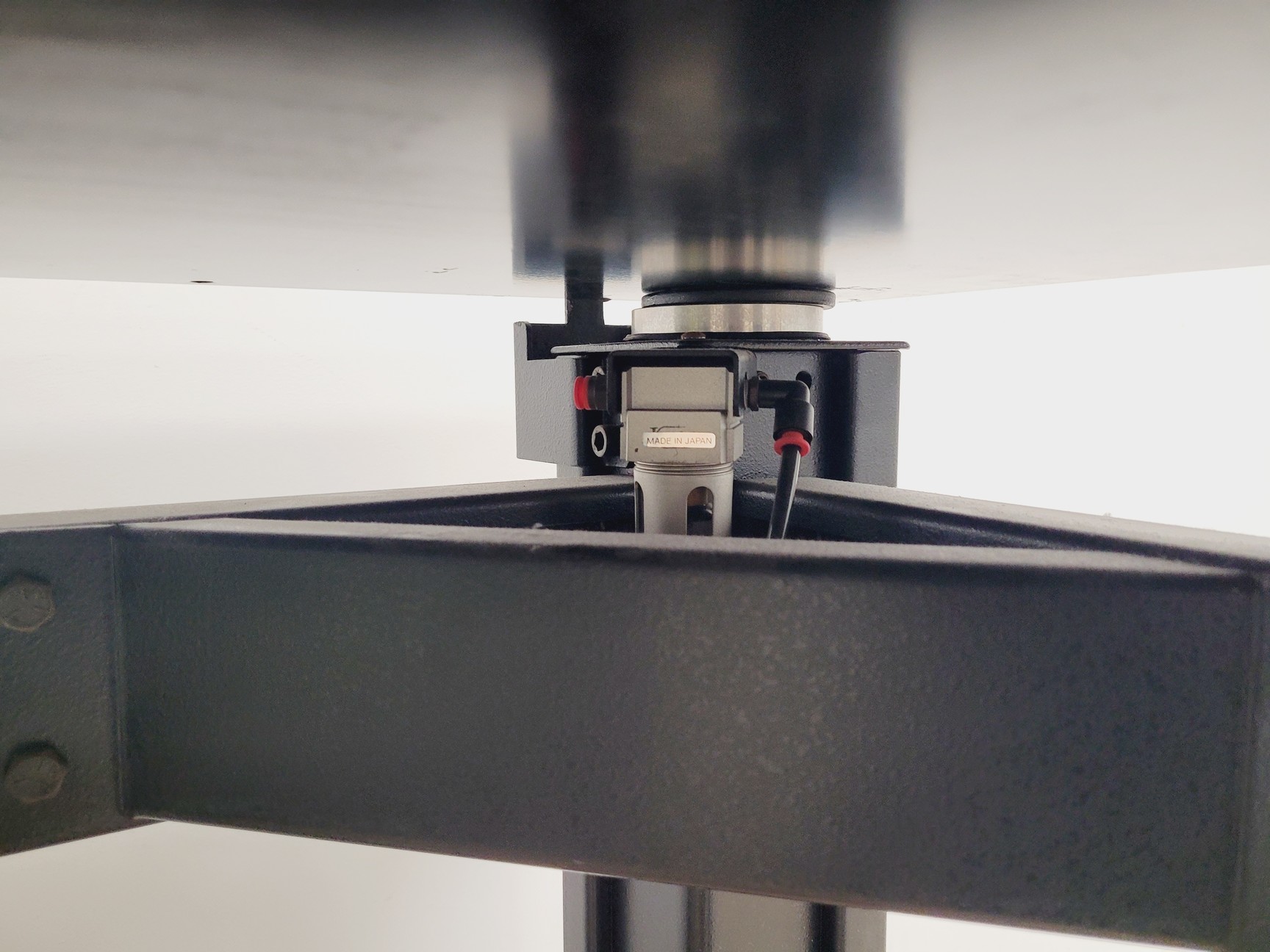 Image of TMC Optics Model-63-540 Isolation Table