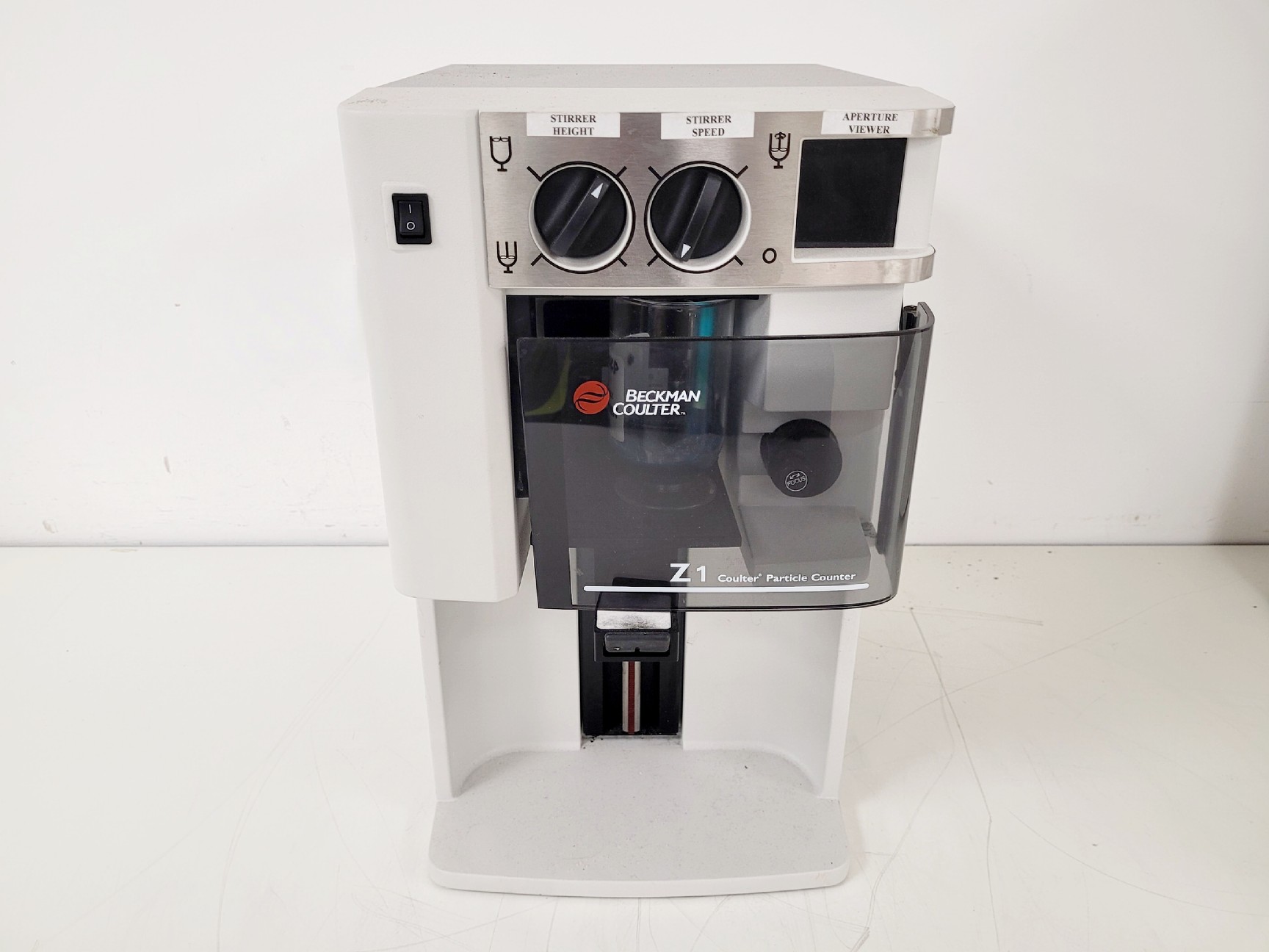 Image of Beckman Coulter Z1 Coulter Particle Counter Lab