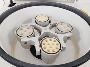 Thumbnail image of IEC CL3-R Bench Top Centrifuge Lab