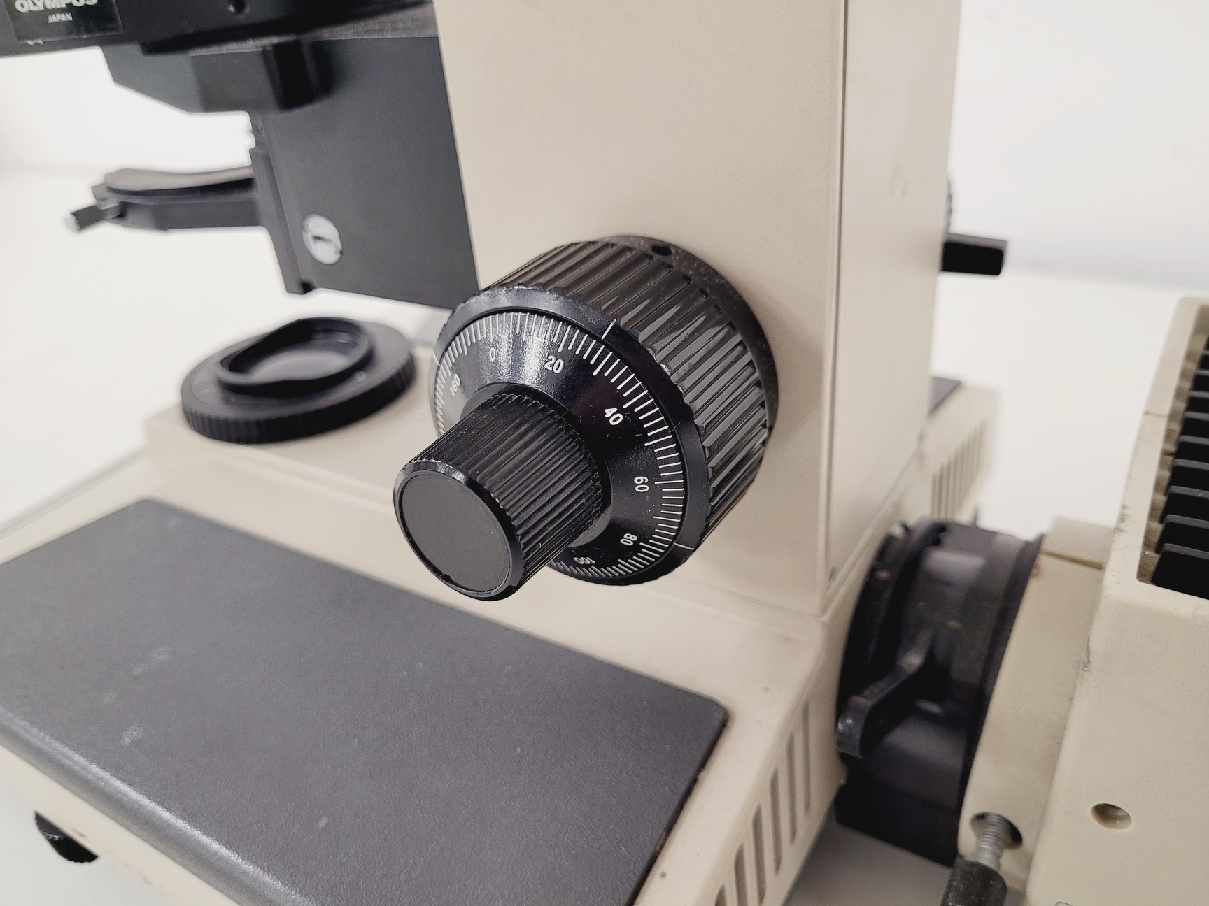 Image of Olympus BH-2 Microscope w/ 5 x Objectives SPlan 10PL 20PL 40PL Lab