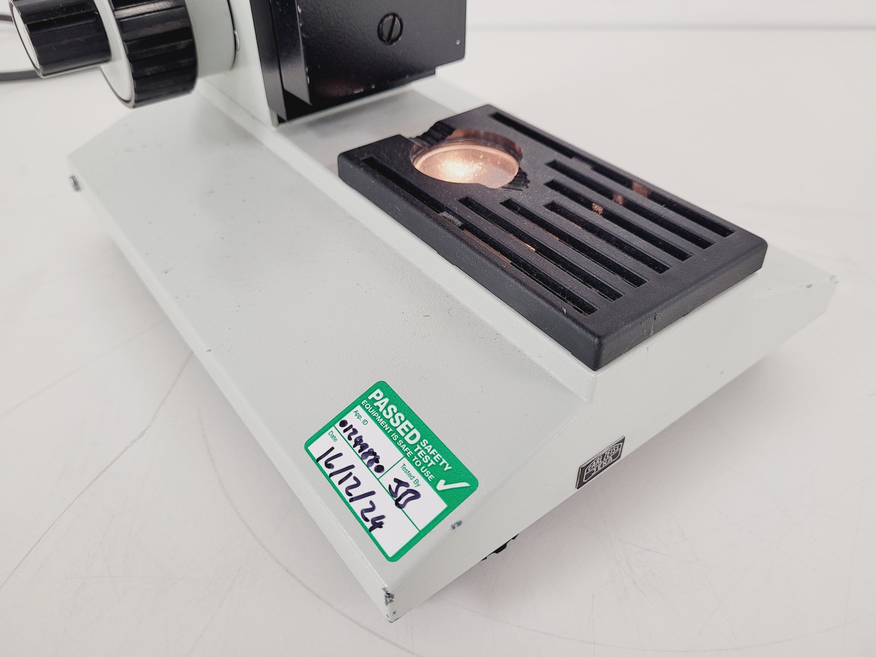 Image of Carl Zeiss Jena Laboval 4 Microscope w/ 4 x Objectives Jena 3.2 10 40 100 A  Lab