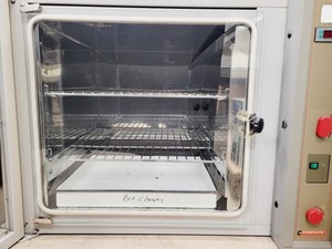 Thumbnail image of Carbolite Laboratory Incubator PIF120 Lab