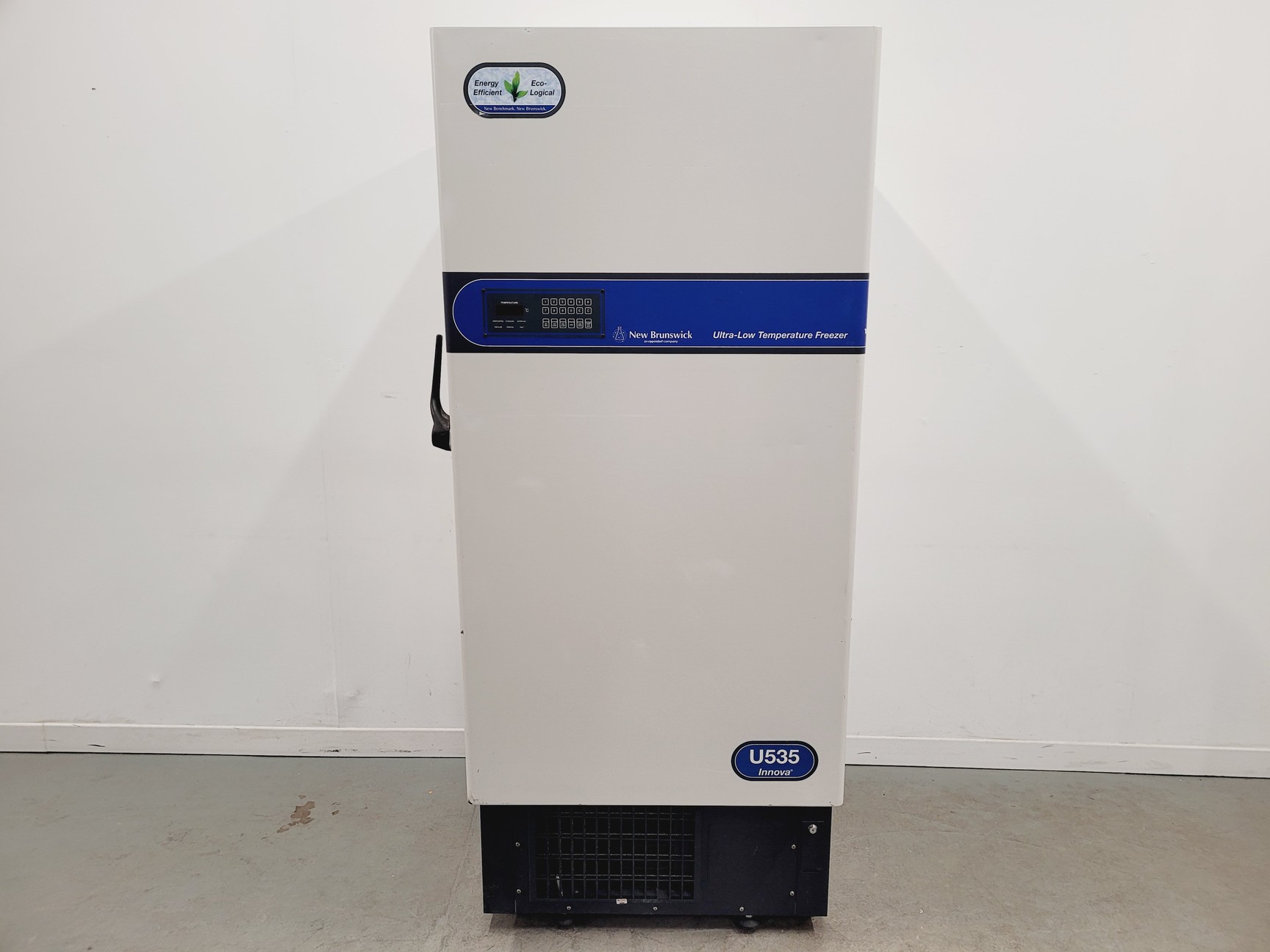 Image of New Brunswick U535 -86 Innova Low Temperature Freezer with Racking Lab