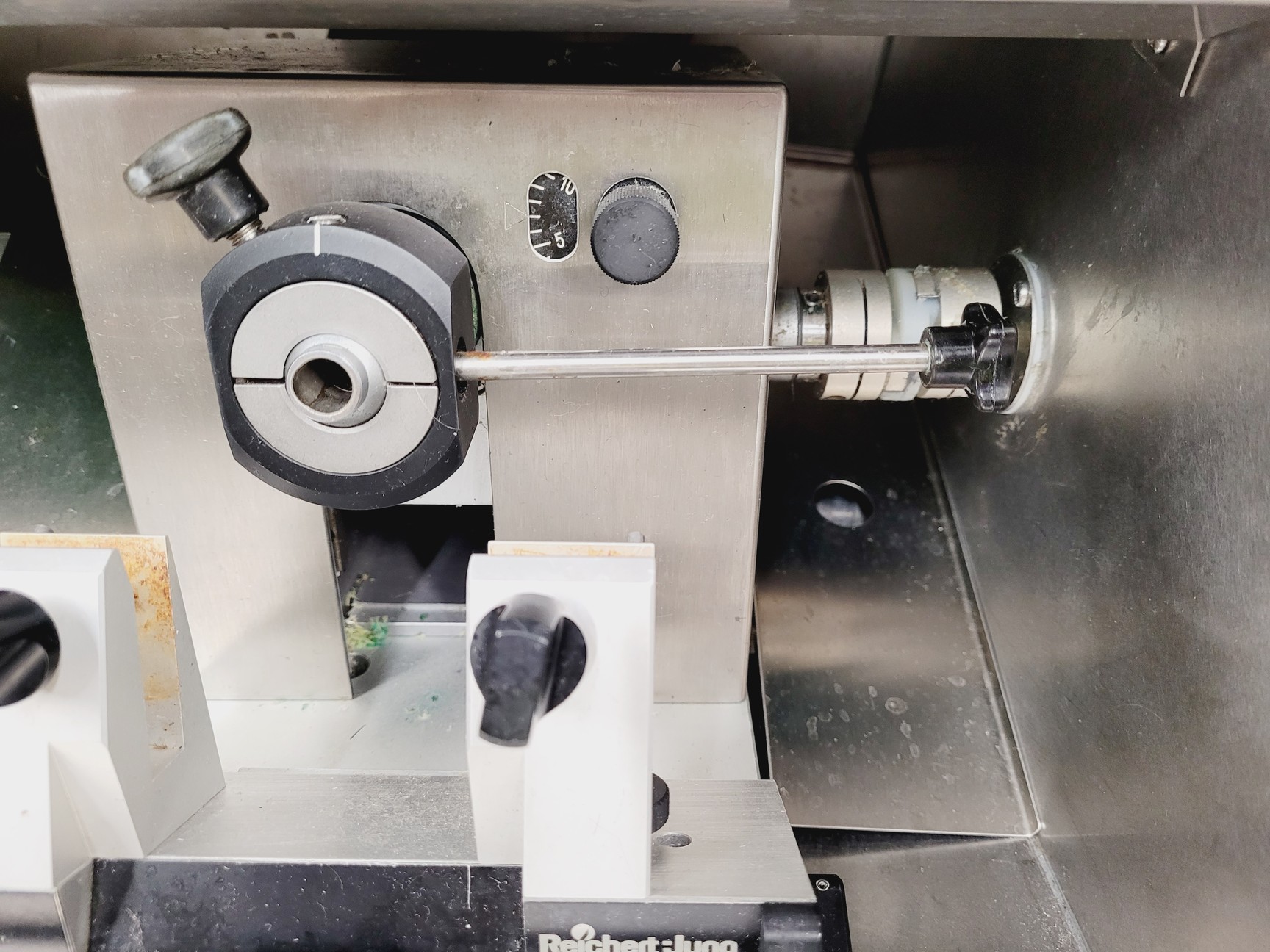 Image of Leica Cryocut 1800 Reichert-Jung CM1800 Spares/Repair Lab