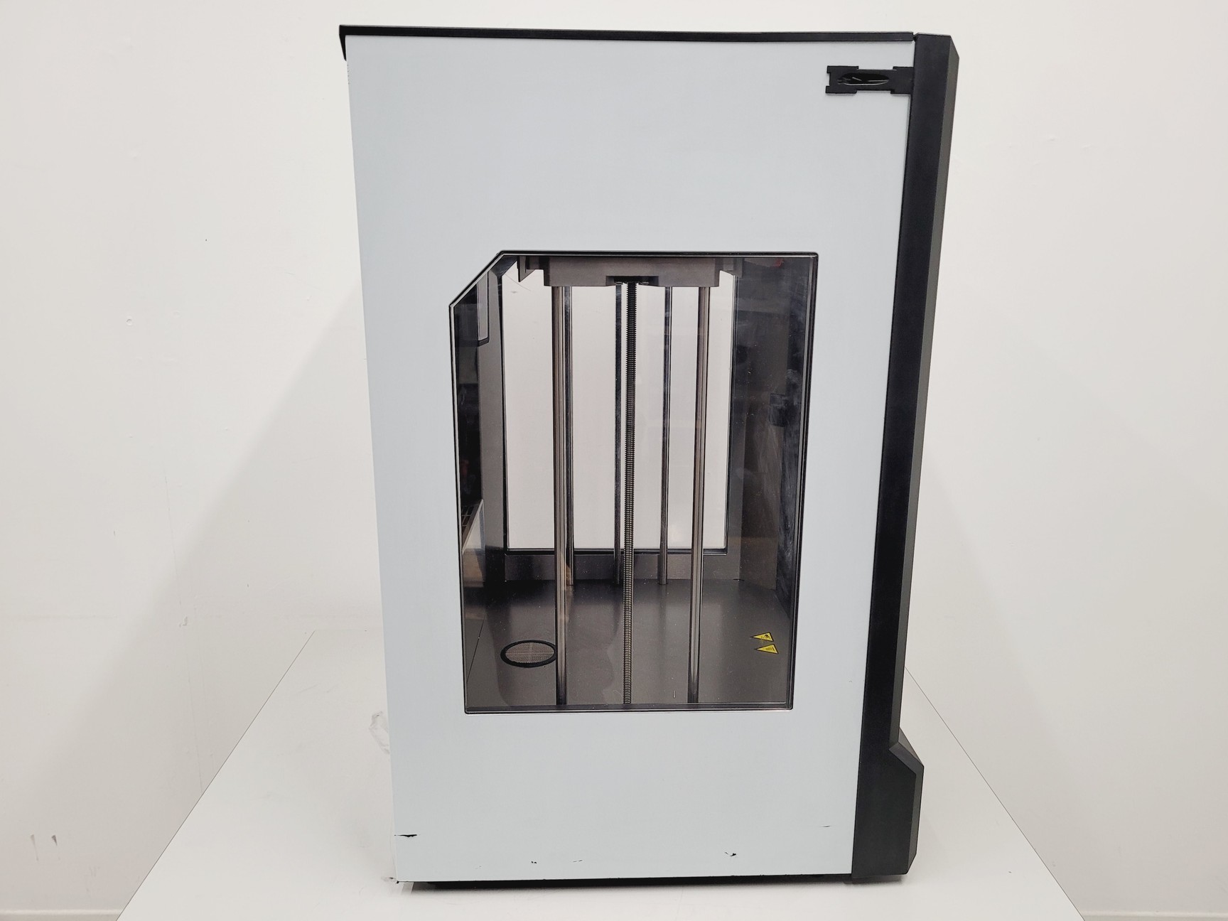 Image of MakerBot Replicator Z18 3D Printer 5th Gen 