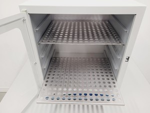 Thumbnail image of VWR INCU-Line IL 56 Bench Top Incubator Lab