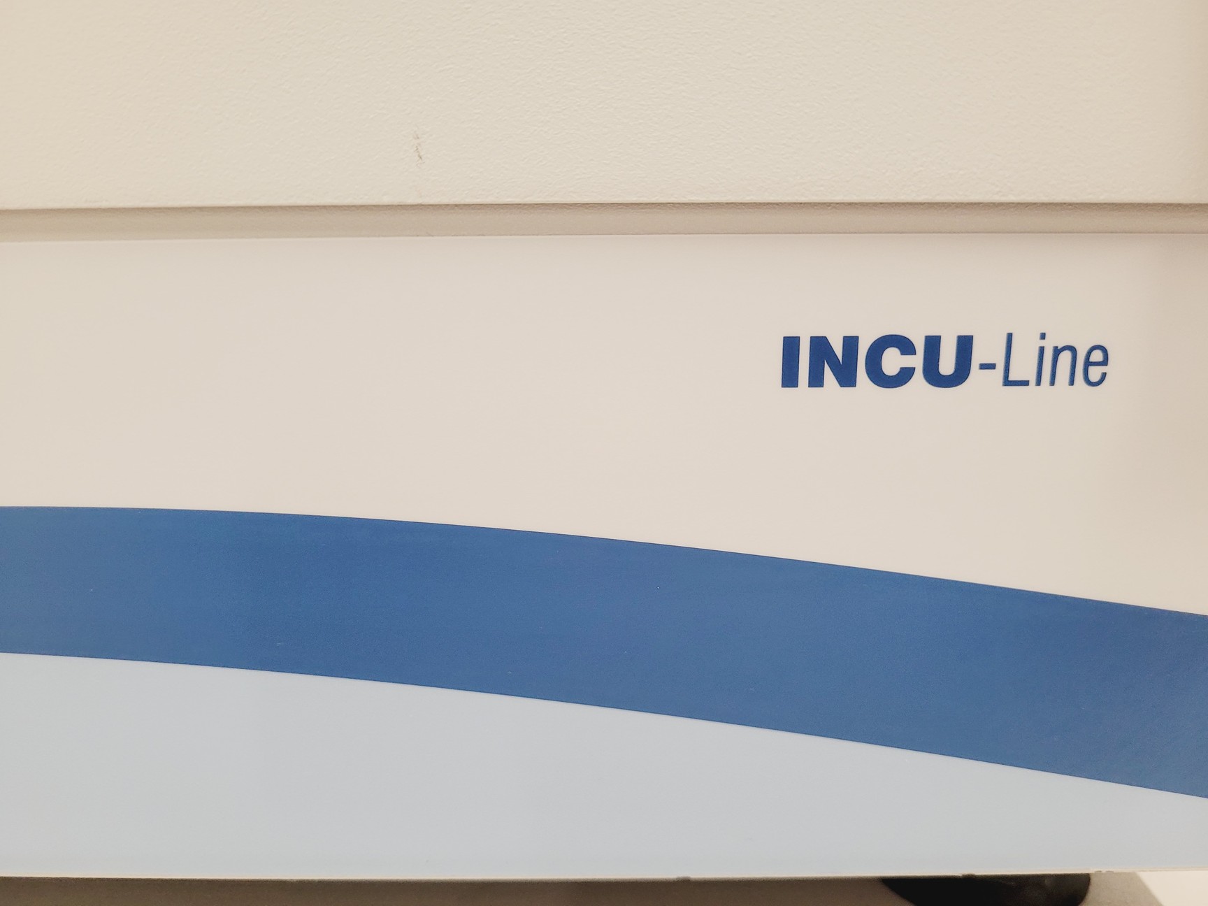 Image of VWR INCU-Line IL 56 Bench Top Incubator Lab