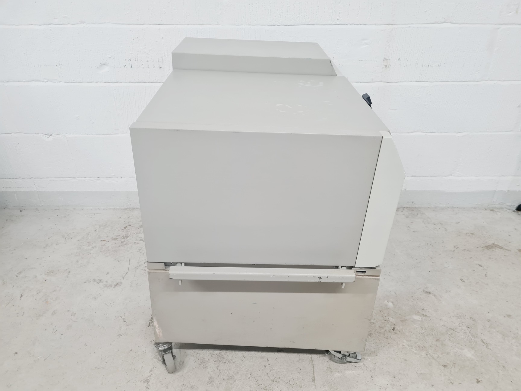 Image of MSE Falcon 6/300 Refrigerated Centrifuge Lab Spares/Repairs