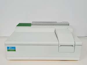 Thumbnail image of Perkin Elmer Lambda 25 UV/VIS Spectrometer Lab