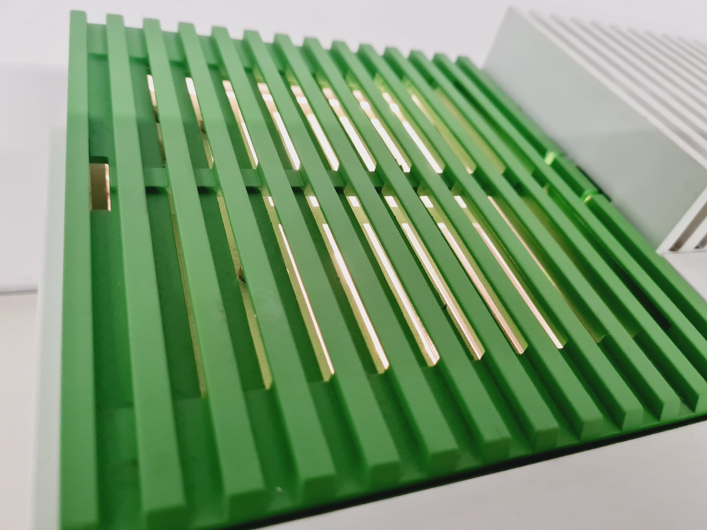 Image of Perkin Elmer Lambda 25 UV/VIS Spectrometer Lab