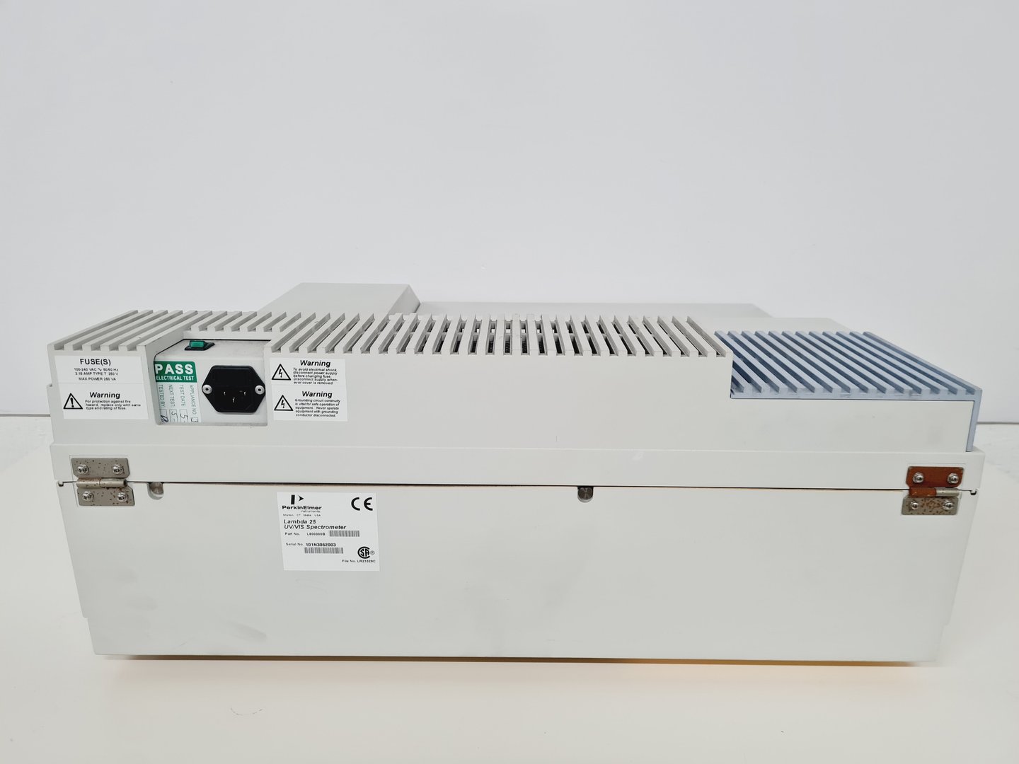 Image of Perkin Elmer Lambda 25 UV/Vis spectrophotometer