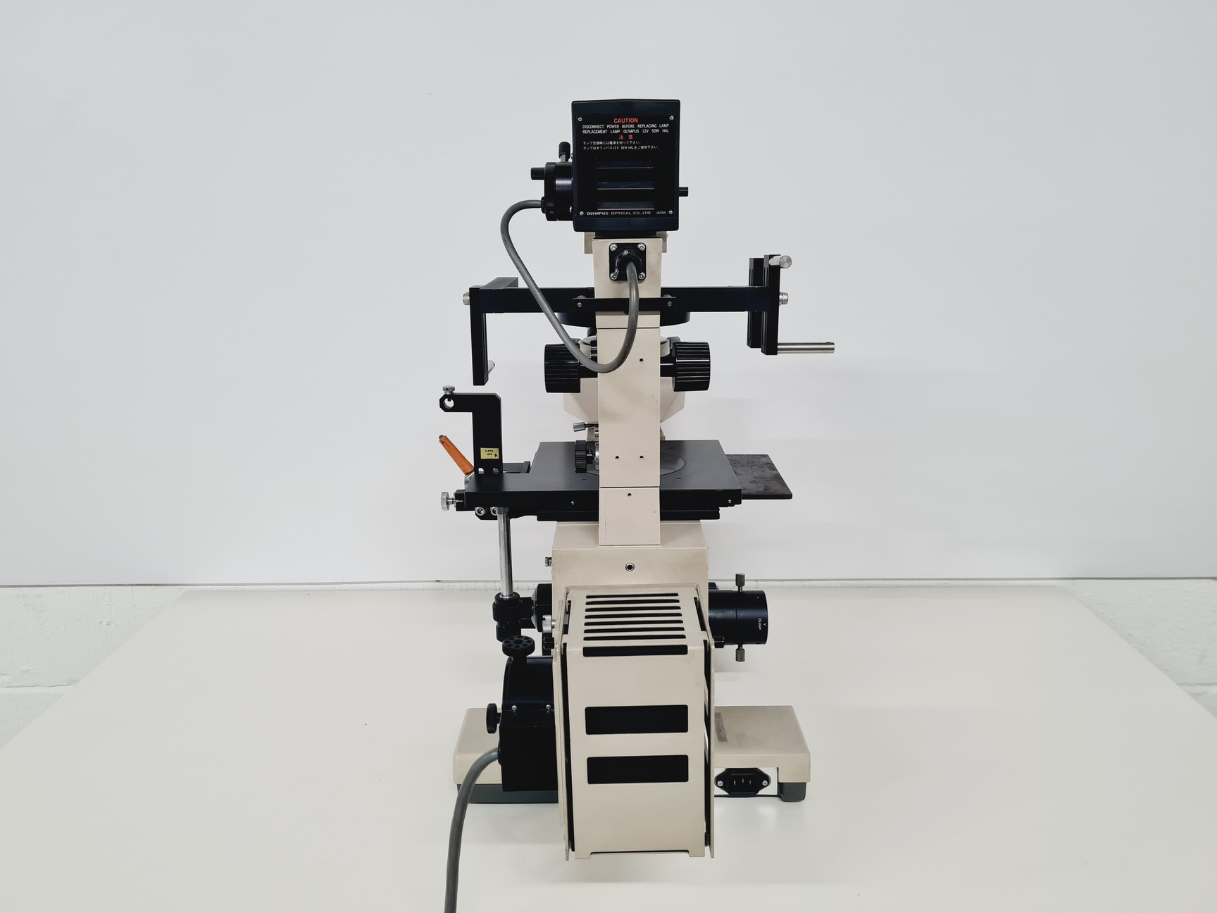 Image of Olympus IMT-2 Inverted Research Microscope with 3 x Objectives, SPlan, Ph3 Lab