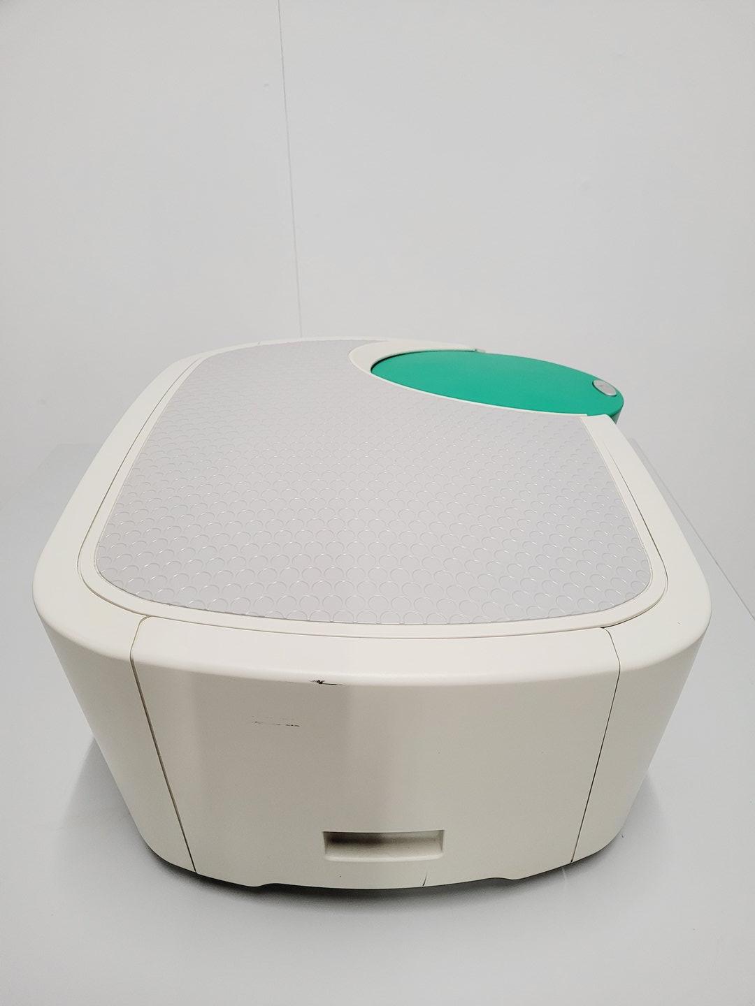 Image of Bio-Rad QX100 Droplet Reader Lab