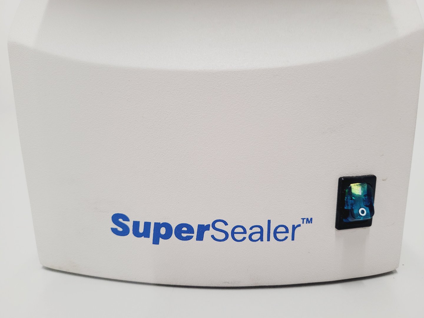 Image of Matrix SuperSealer for Plates, Blocks and Tubes Lab