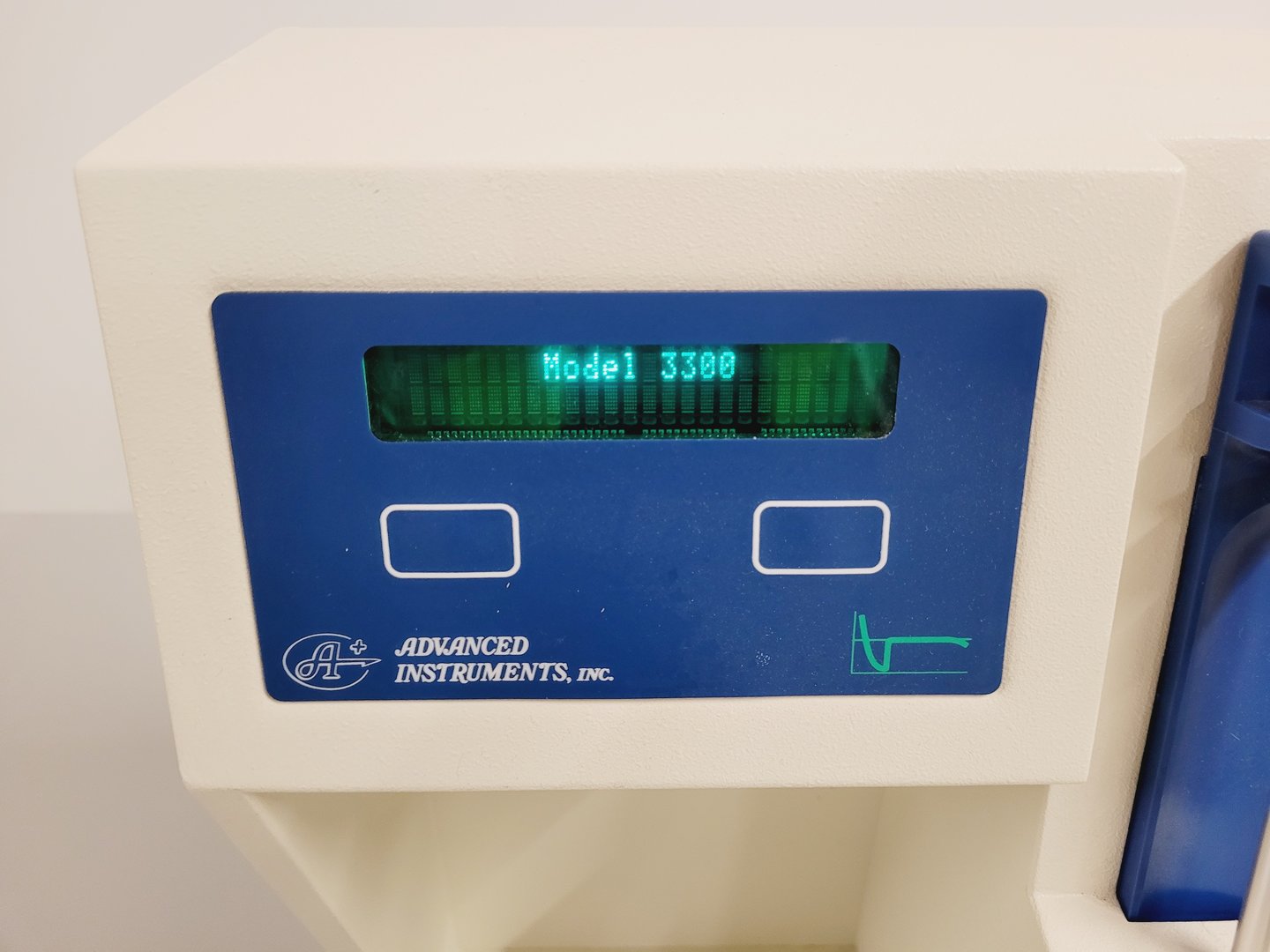Image of Advanced Instruments Micro Osmometer Model 3300 Lab
